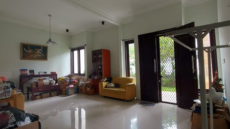 Hunian Mewah di Kawasan Lingkungan Elite Surabaya Harga Cuma 3,7M!!