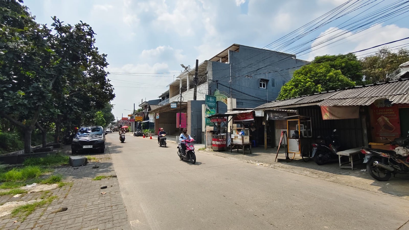 Kaveling Tanah Strategis Ramai Jalan Dasa Darma Pengasinan Rawalumbu Bekasi