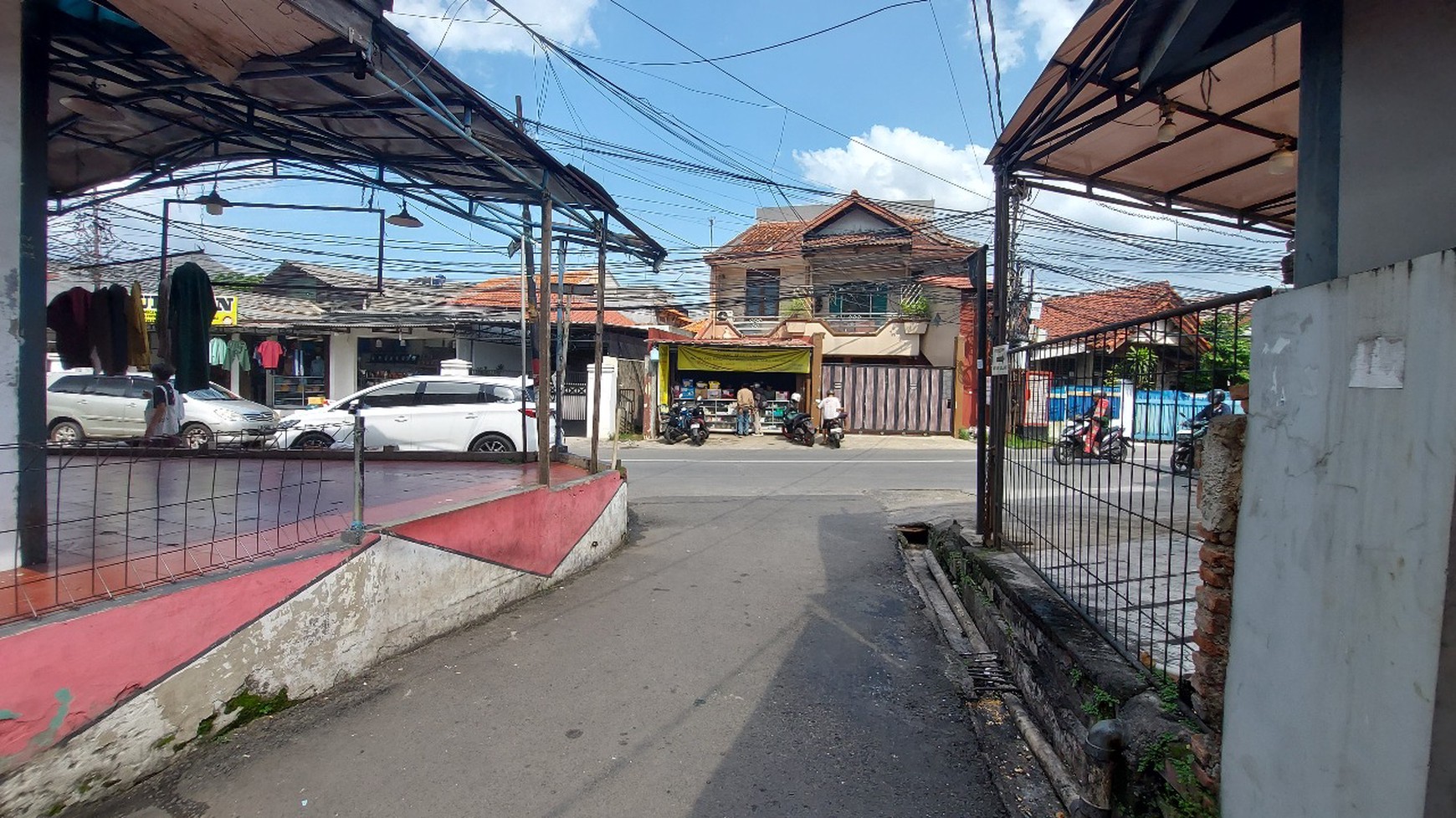 Kavling/ Tanah 200 meter di daerah Condet Jakarta Timur akses 1 mobil
