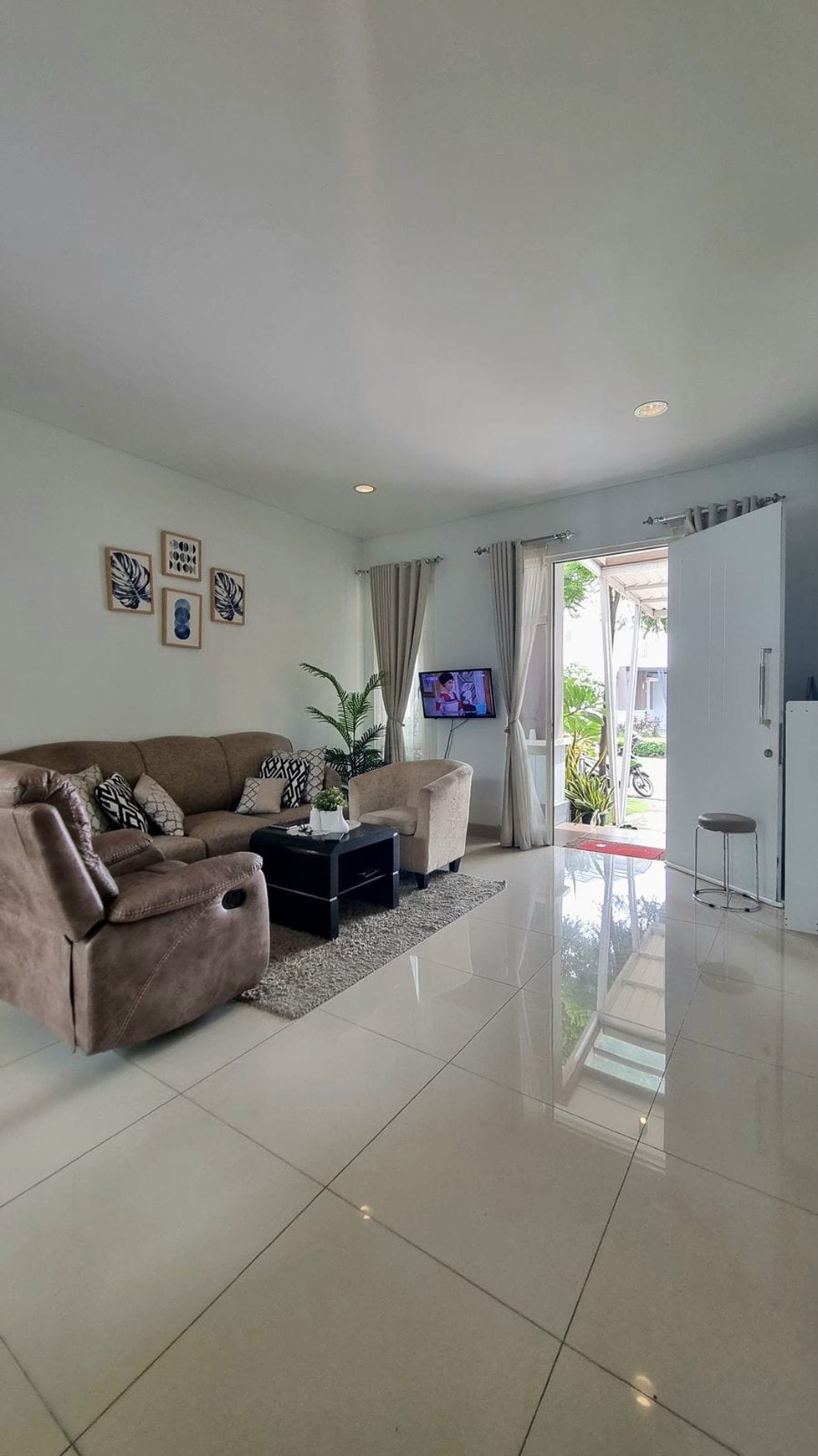 Rumah Minimalis 2 Lantai di The Savia BSD