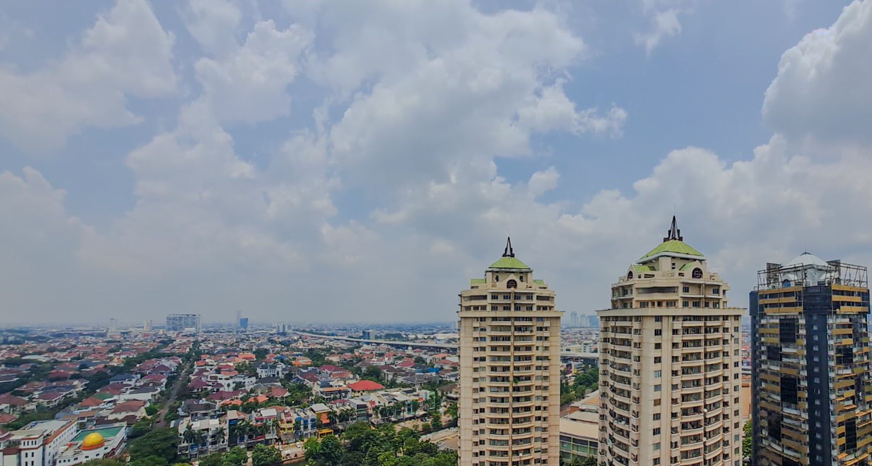 APARTEMEN PALADIAN PARK KELAPA GADING 2 BR 80 M2, HARGA TERBAIK, DEKAT SUNTER
