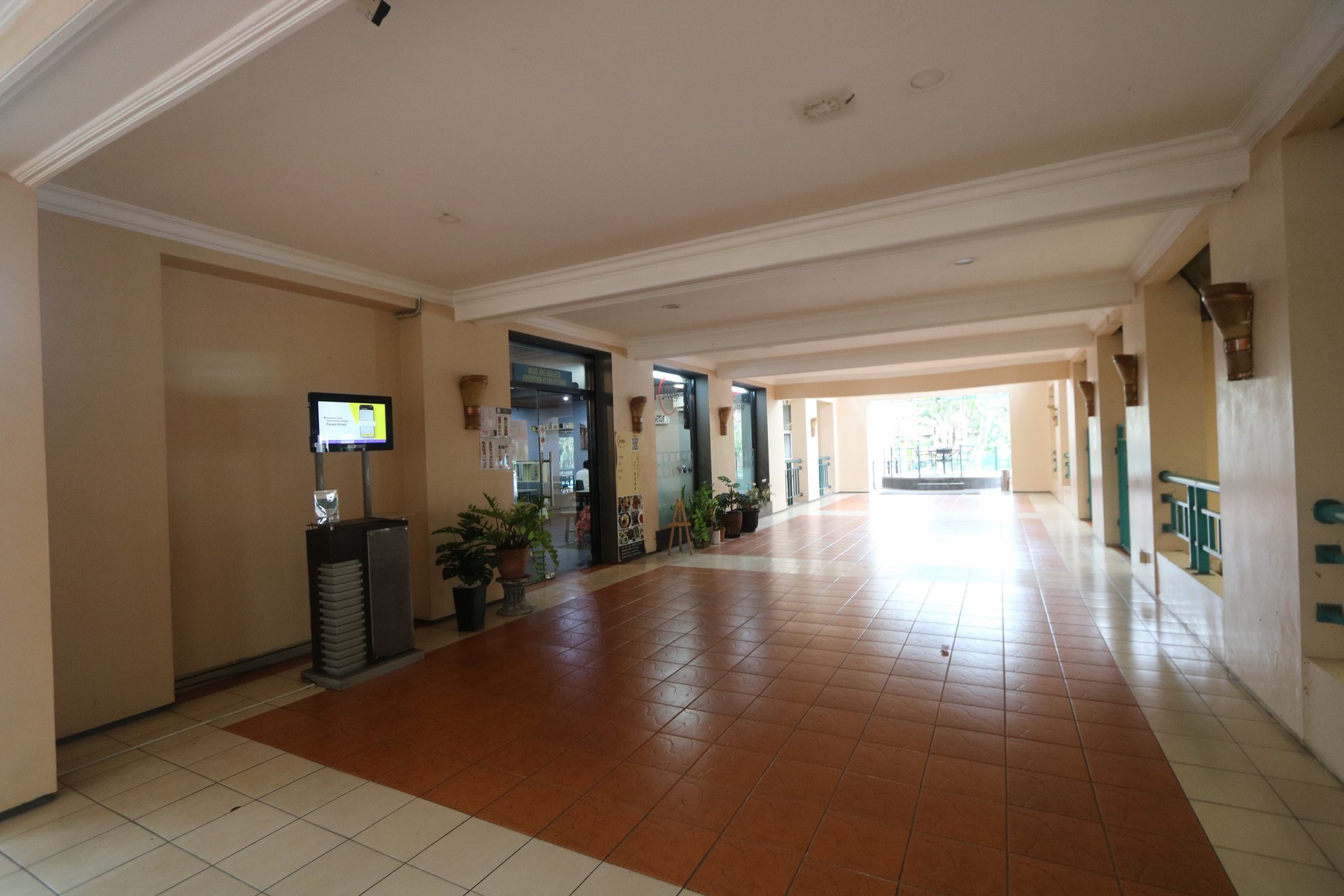 APARTEMEN PALADIAN PARK KELAPA GADING 2 BR 80 M2, HARGA TERBAIK, DEKAT SUNTER