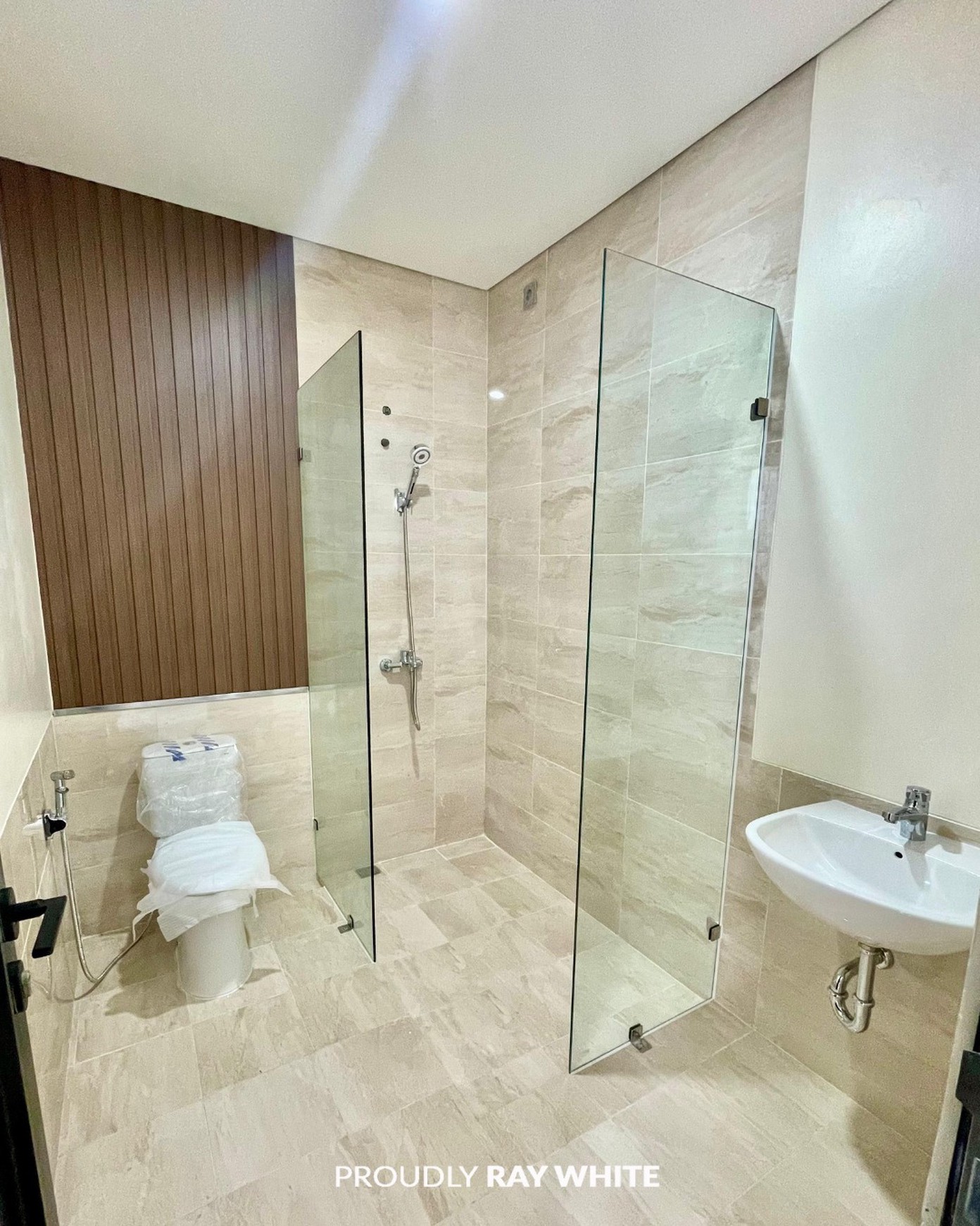 Rumah 2 Lantai Brand New di Griya Loka BSD City