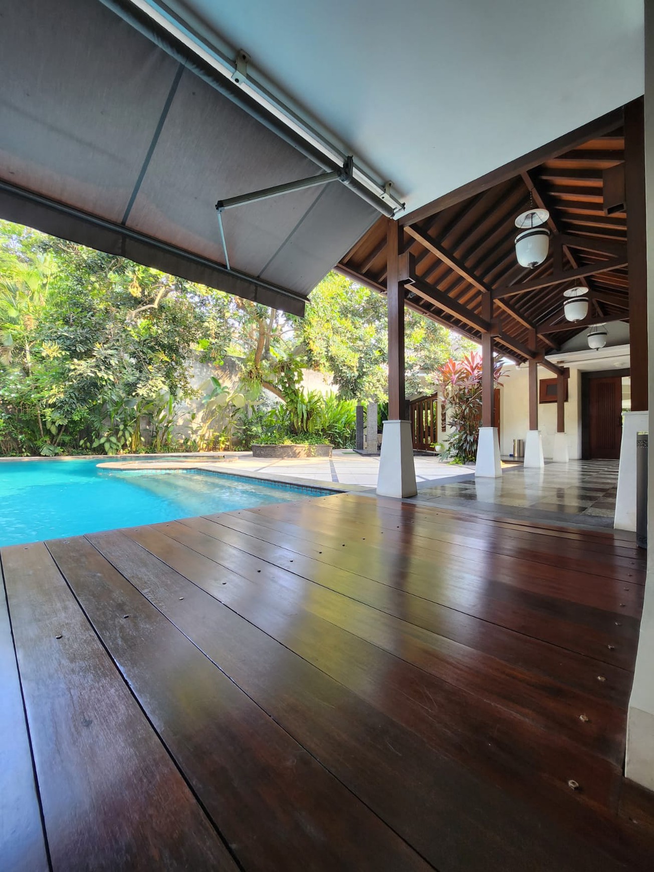 Modern Tropical House Di Cilandak Area