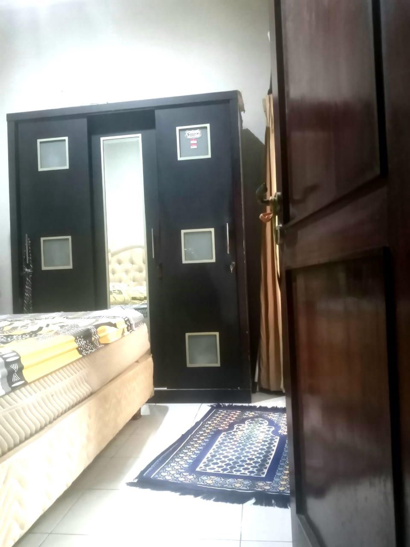 Dijual rumah di Limo
