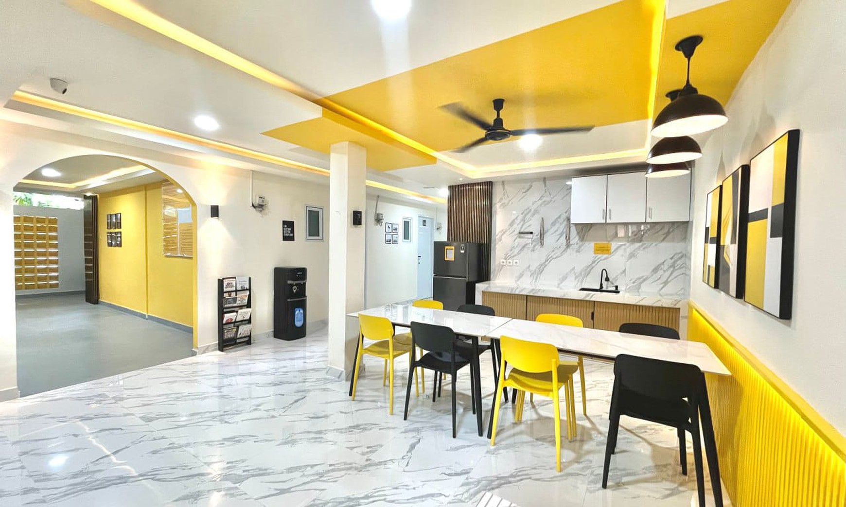 DIJUAL CEPAT KOST EKSKLUSIF DI JANTUNGNYA BINTARO - INCOME 62 JUTA/BLN