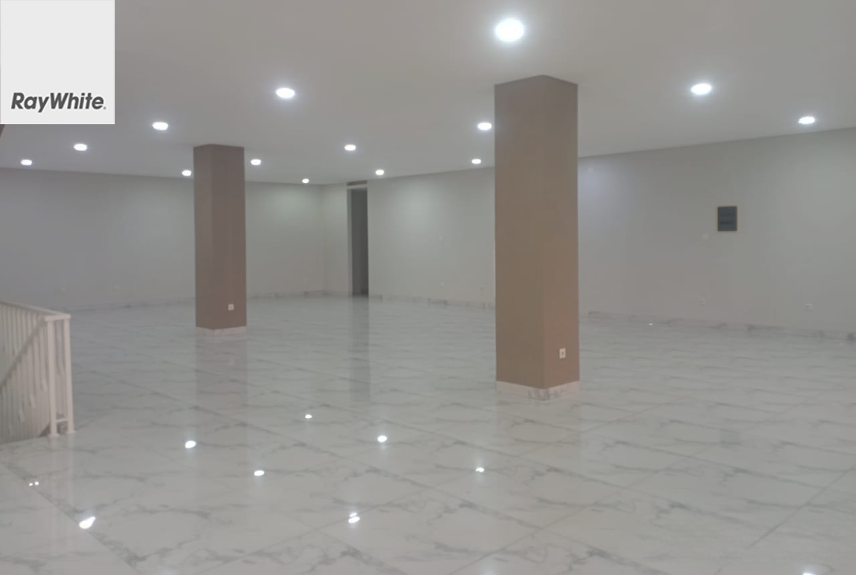 FOR RENT Gedung / Minibuilding 3 Lantai + Rooftop Cipinang Kalimalang Jakarta Timur