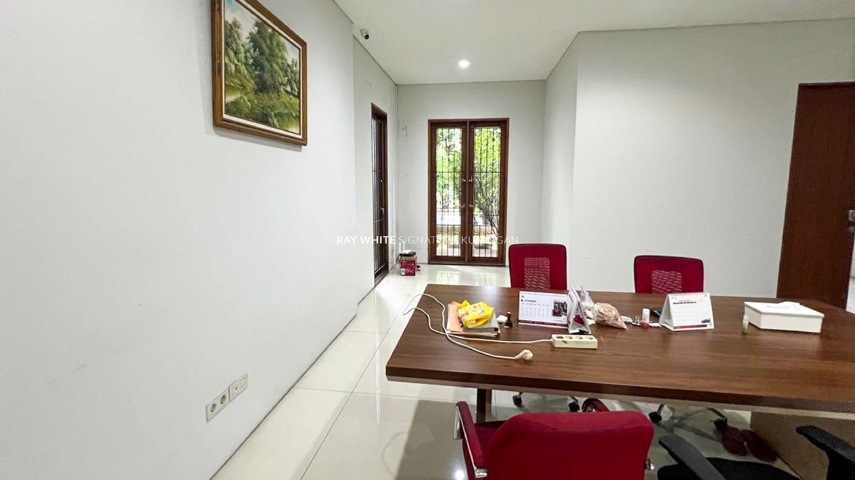 Rumah 2 Lantai Desain Modern di Jl Kerinci VIII Kebayoran Baru
