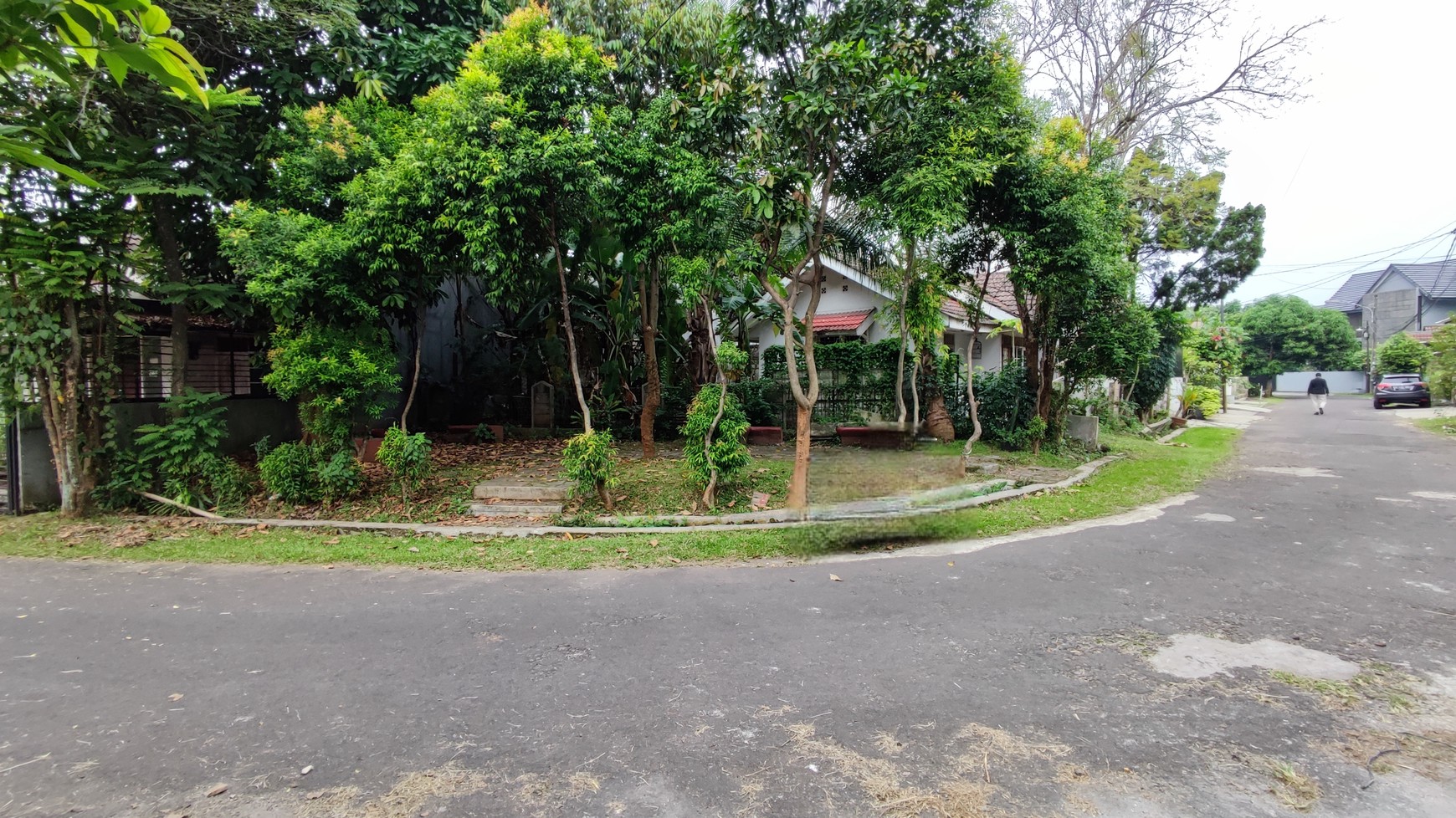Flash Sale. Kavling plus bangunan di Griya Loka, BSD