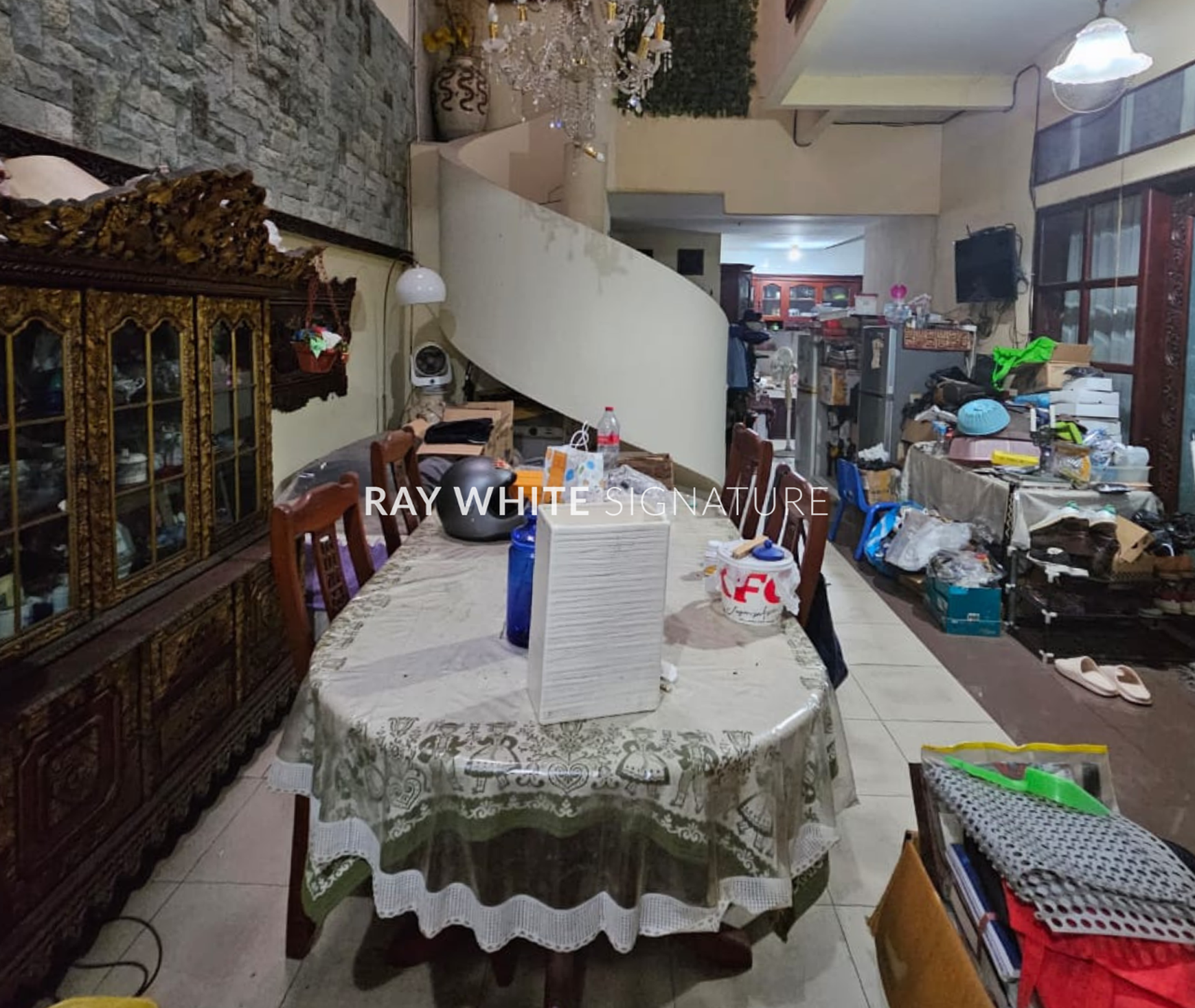 Dijual Rumah Lama Depan Taman di Hang Jebat, Kebayoran Baru