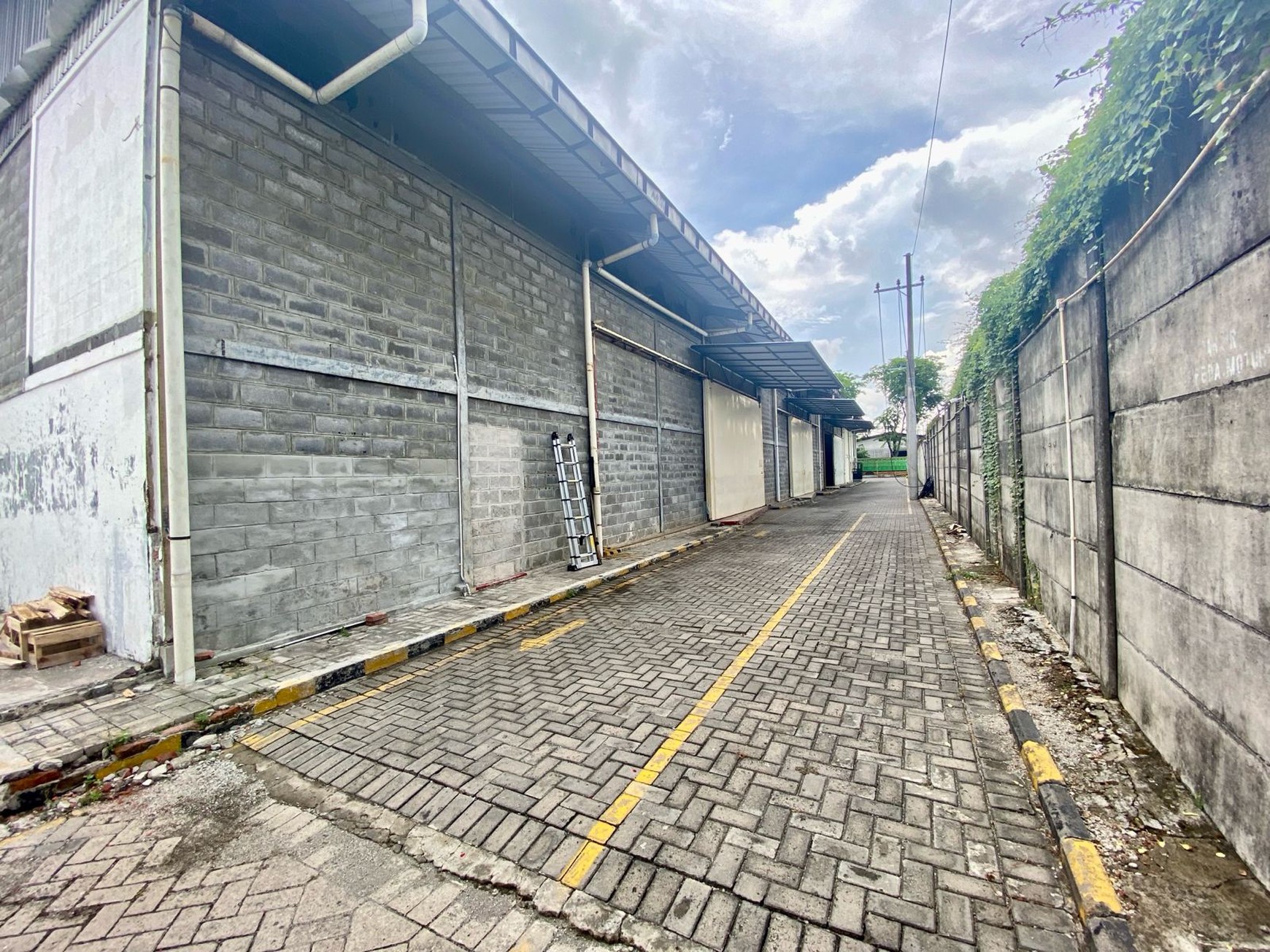 Gudang Sewa Siap Pakai Berbek Industri Sidoarjo