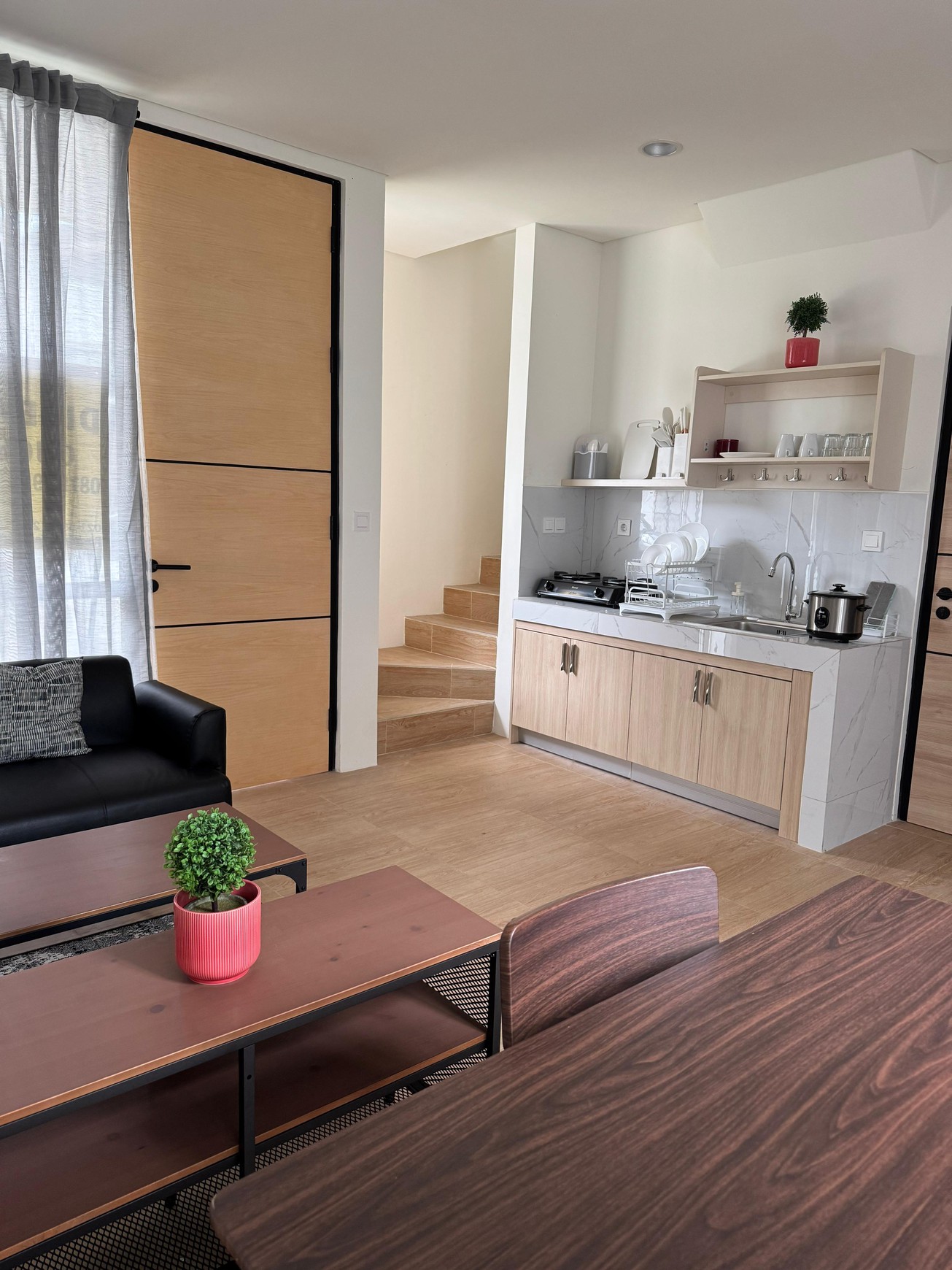 Disewakan rumah di Cendana parc Lippo Karawaci Tangerang