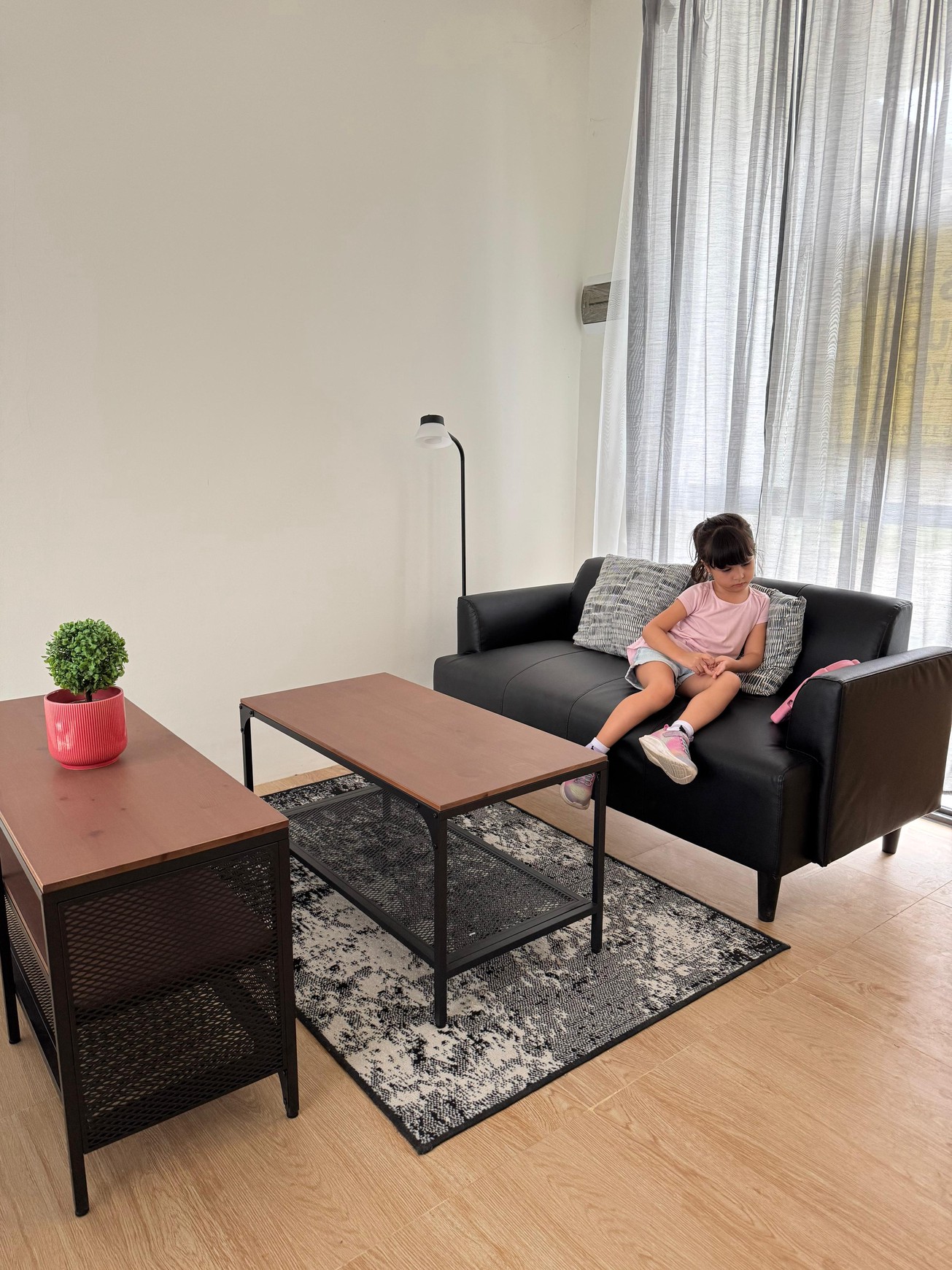 Disewakan rumah di Cendana parc Lippo Karawaci Tangerang