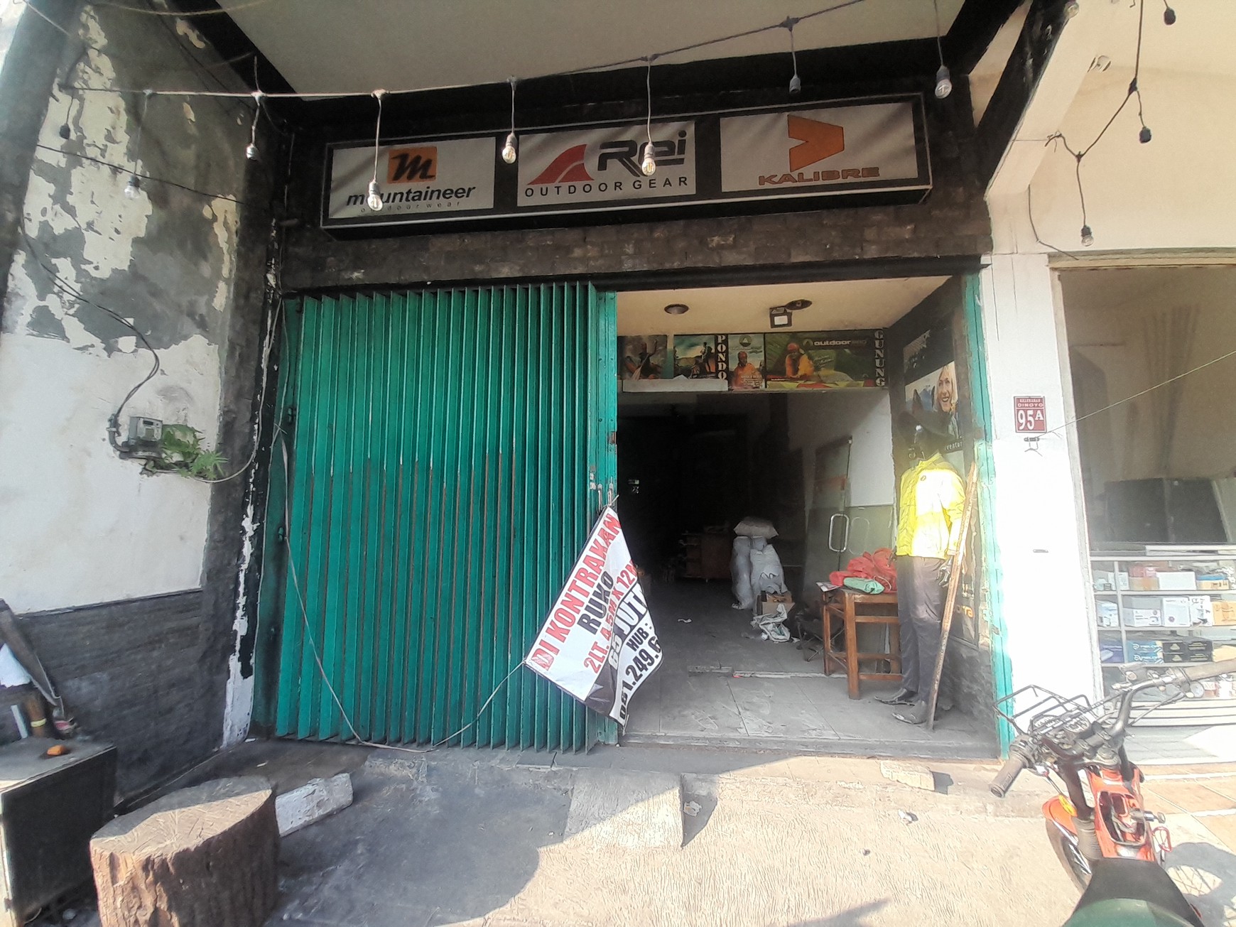 Ruko 2 lantai, strategis dekat Jalan Gajayan