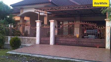 Dijual Rumah SHM di Gayungsari Barat Surabaya