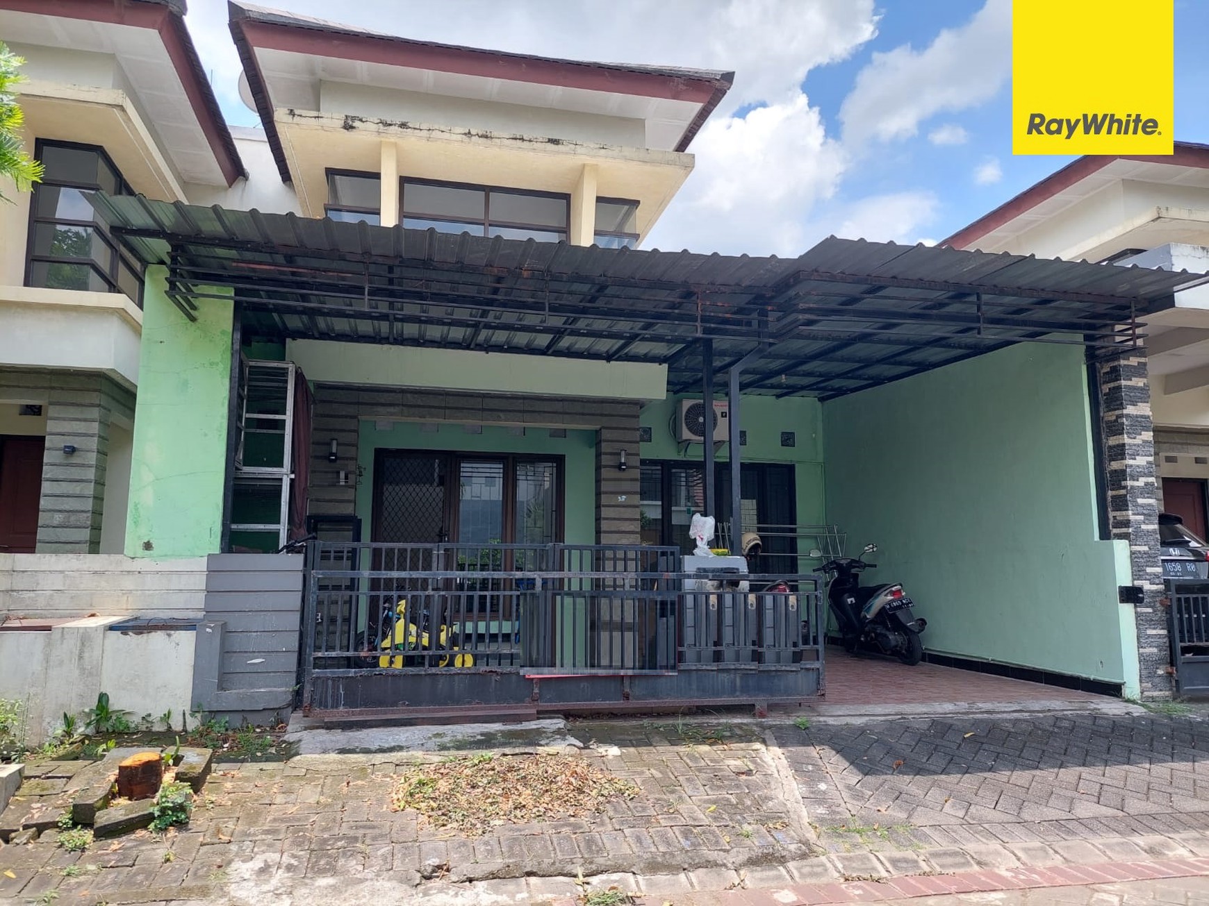 Dijual Rumah di Puri Surya Jaya Cluster Boston Sidoarjo