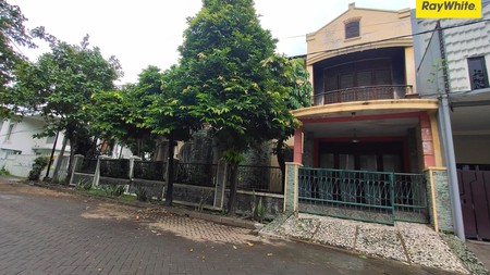 Dijual Rumah 2 lantai SHM di Pondok Mutiara Sidoarjo