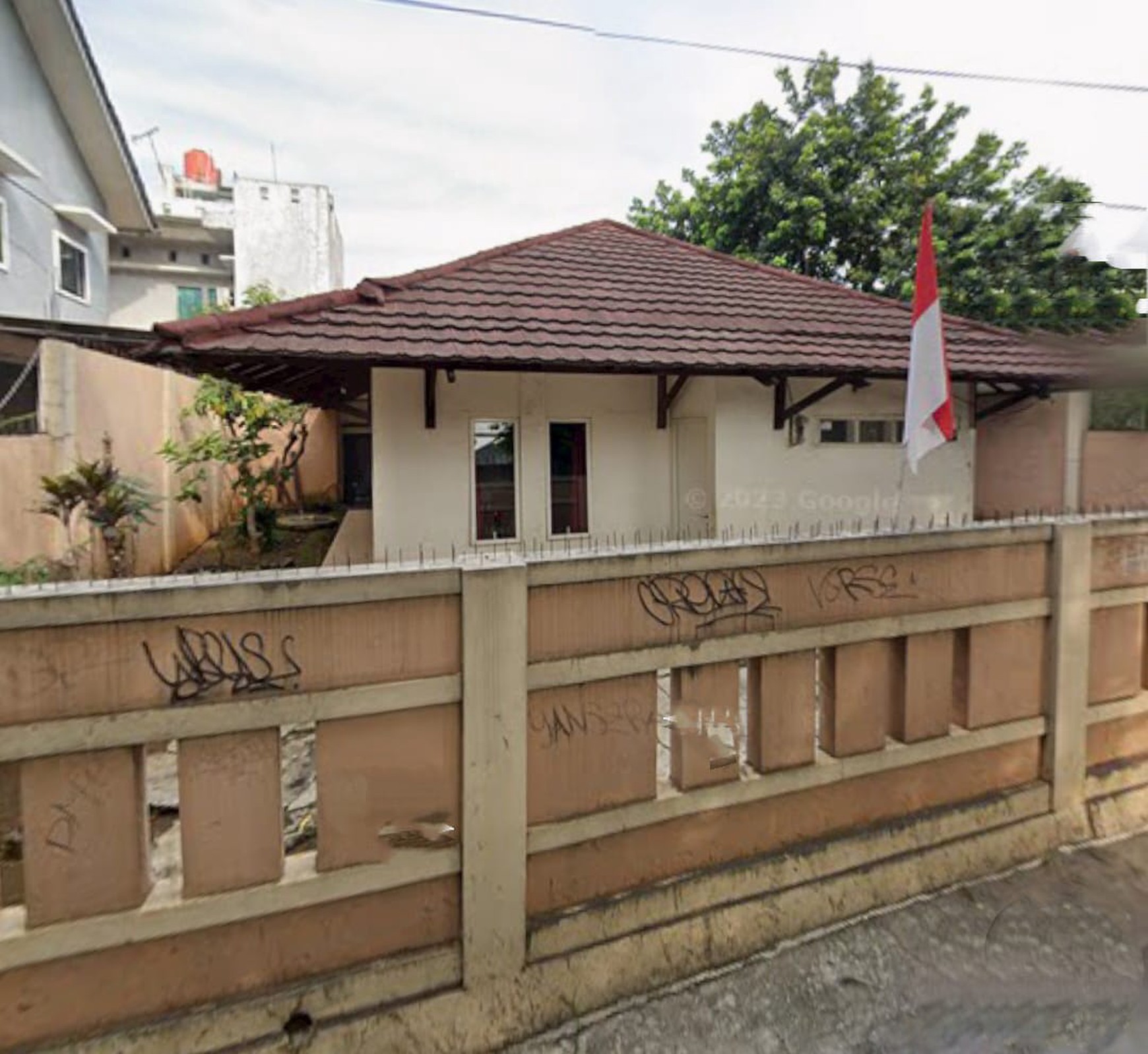 Dijual Hitung  Tanah ( ada bangunan) di Pondok Labu, Jakarta Selatan