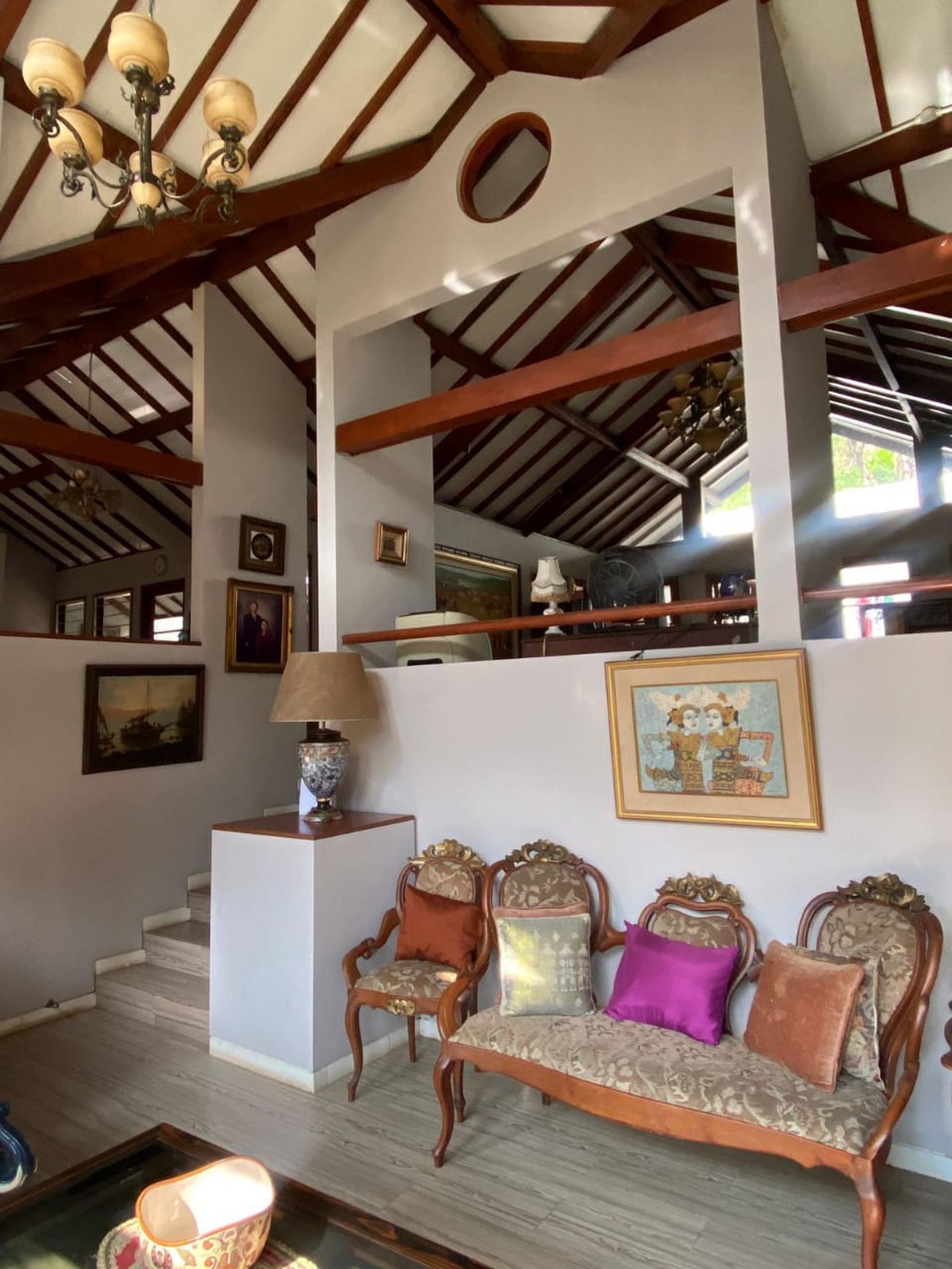 Dijual Rumah Asri View Cantik di Dago Bandung