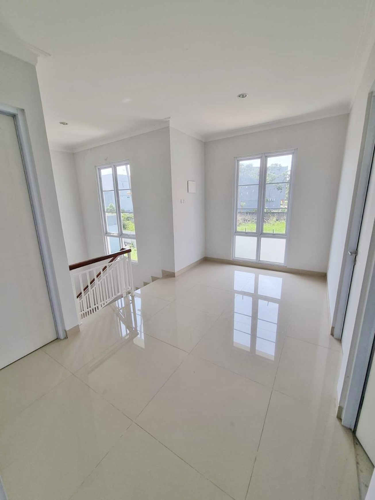 Rumah Modern di Cluster Alicante Gading Serpong