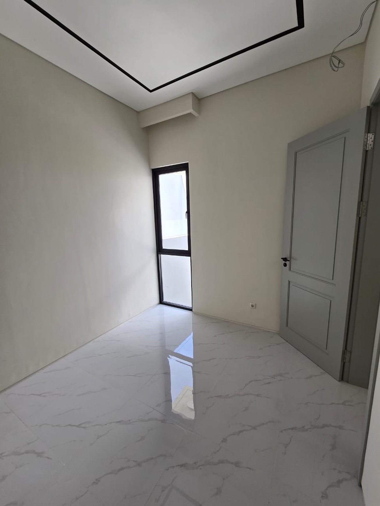 Dijual Rumah Clover Ville Surabaya