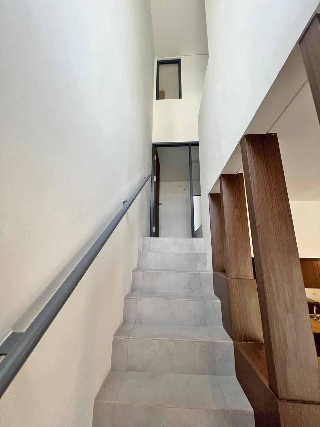 Rumah 2 lantai di Freja House BSD City