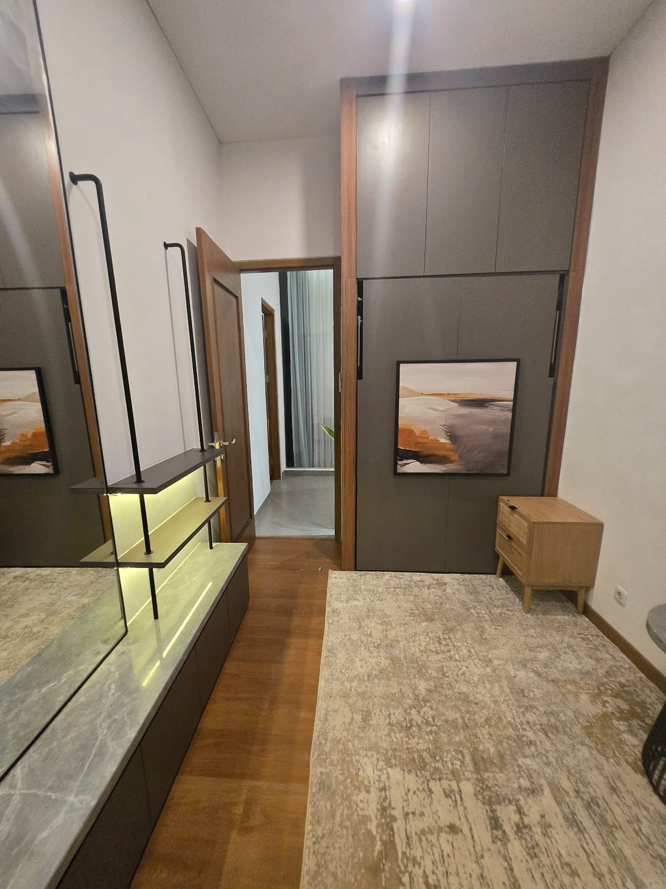 Rumah nyaman siap huni di The Residence Jeruk Purut Cilandak Timur