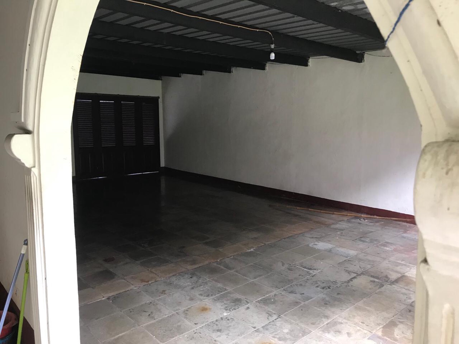 Rumah Lokasi Hook Strategis Akses Jalan 2 Mobil di Jalan Saraswati, Cipete Utara, Kebayoran Baru, Jakarta Selatan