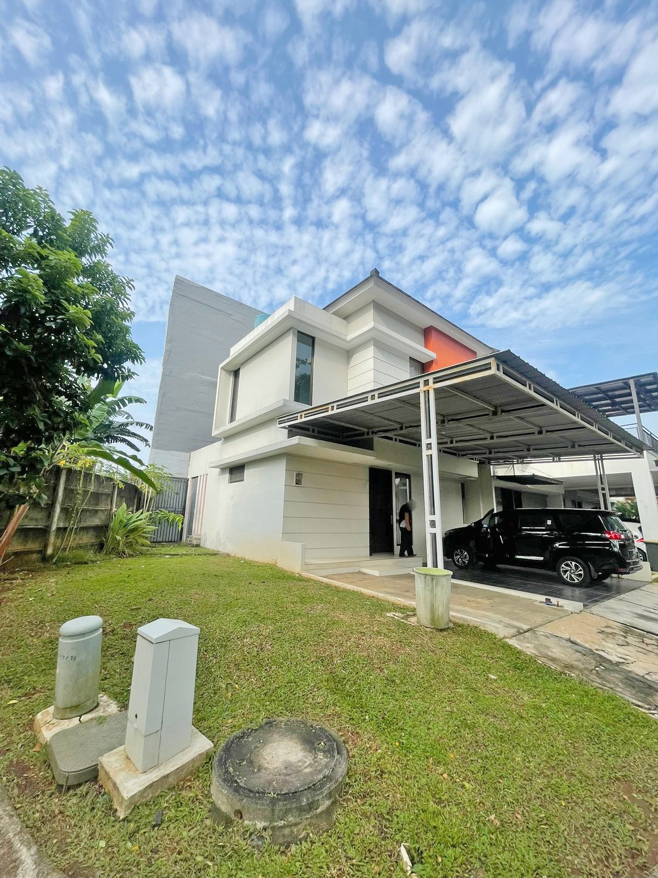 Rumah Hook di Linea Residence Graha Raya Bintaro
