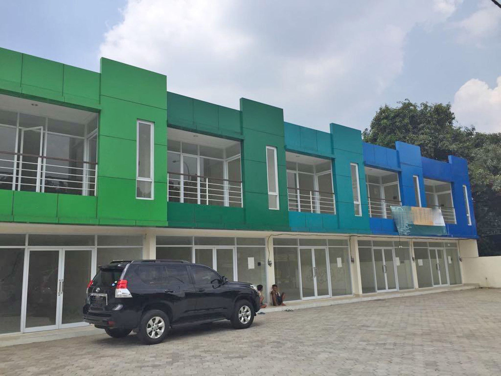 Ruko Baru 9 Unit di Lenteng Agung Jakarta Selatan