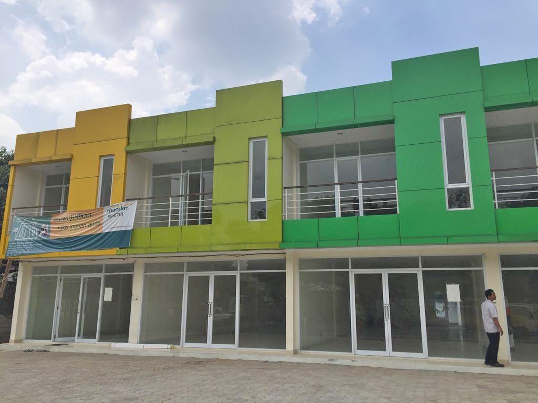 Ruko Baru 9 Unit di Lenteng Agung Jakarta Selatan