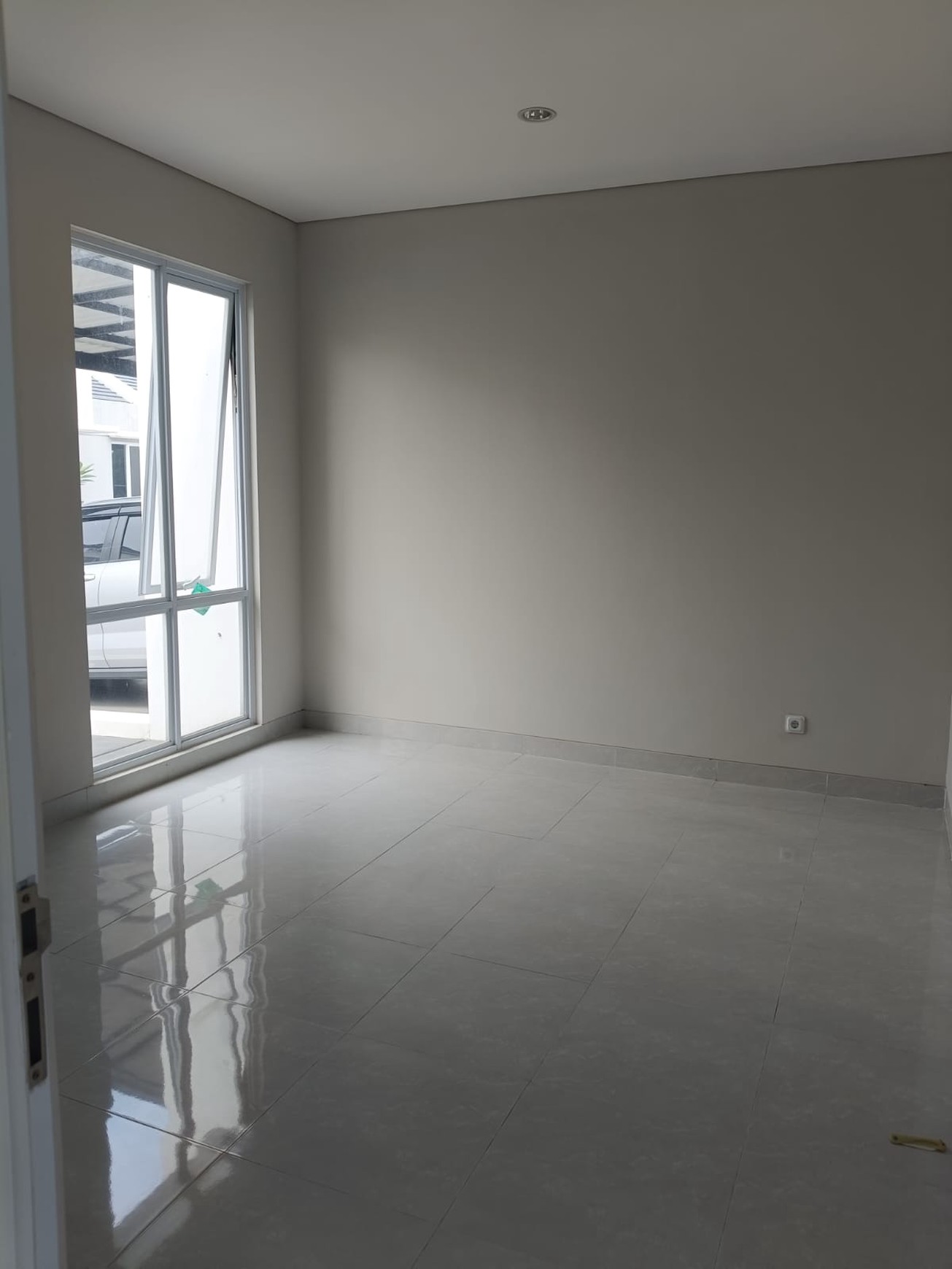 Disewakan rumah di Paramount Petals Cluster Canna - Gading Serpong Tangerang