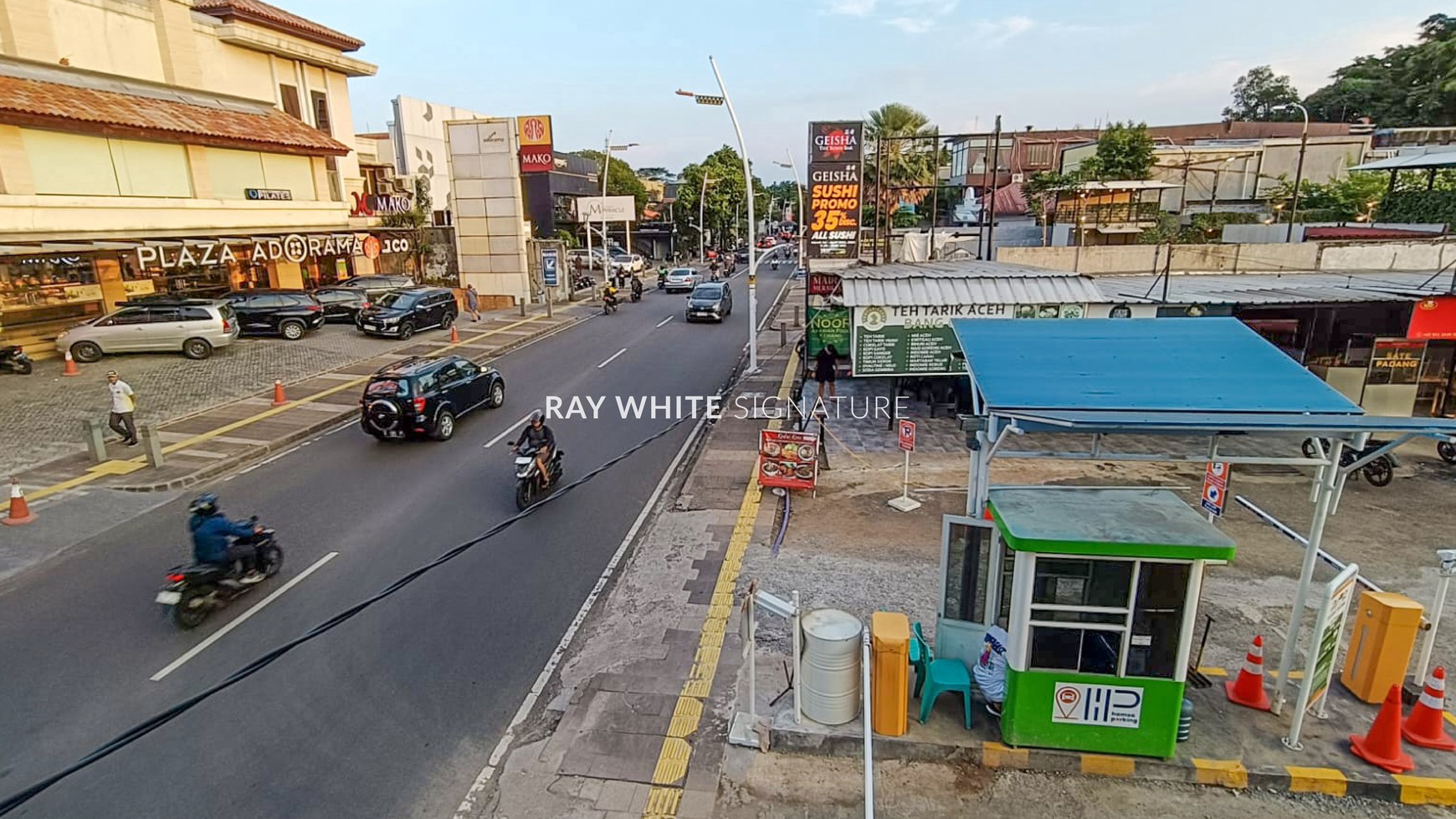 Tanah dan Bangunan di Zona Komersil Jl Kemang Raya