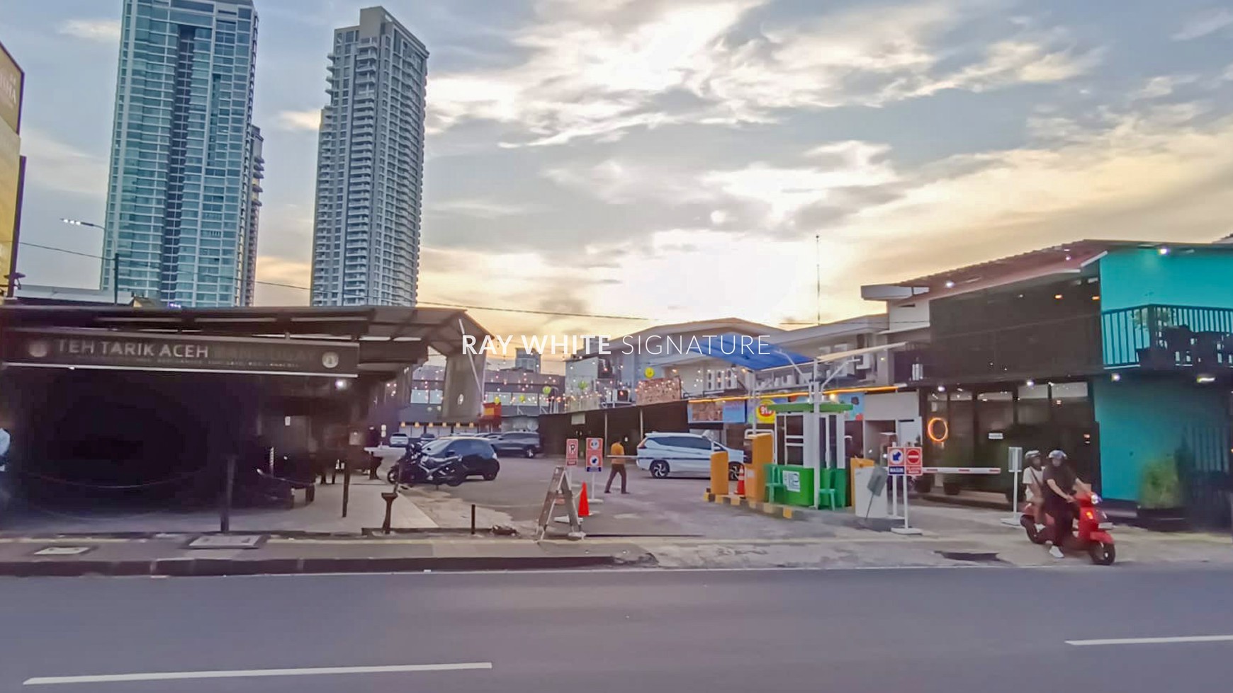 Tanah dan Bangunan di Zona Komersil Jl Kemang Raya