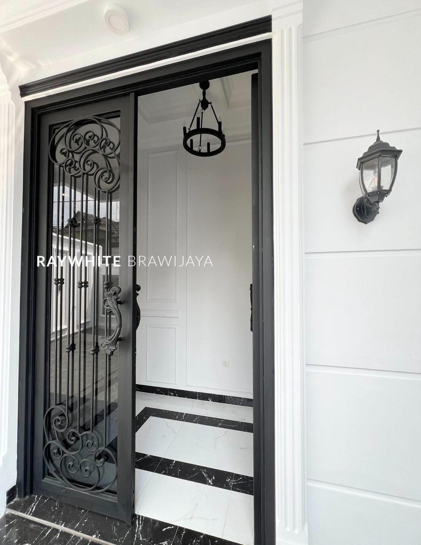 Rumah Baru Siap Huni Area Pejaten