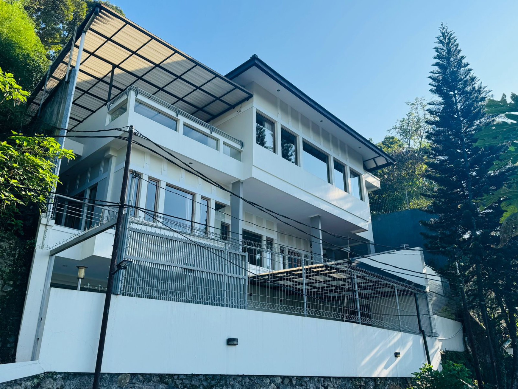 Dijual Rumah Bagus dengan View Cantik Kota Bandung, Dago Pakar