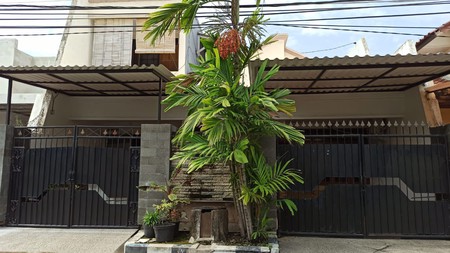 Rumah Mewah Modern di Mulyorejo Surabaya !