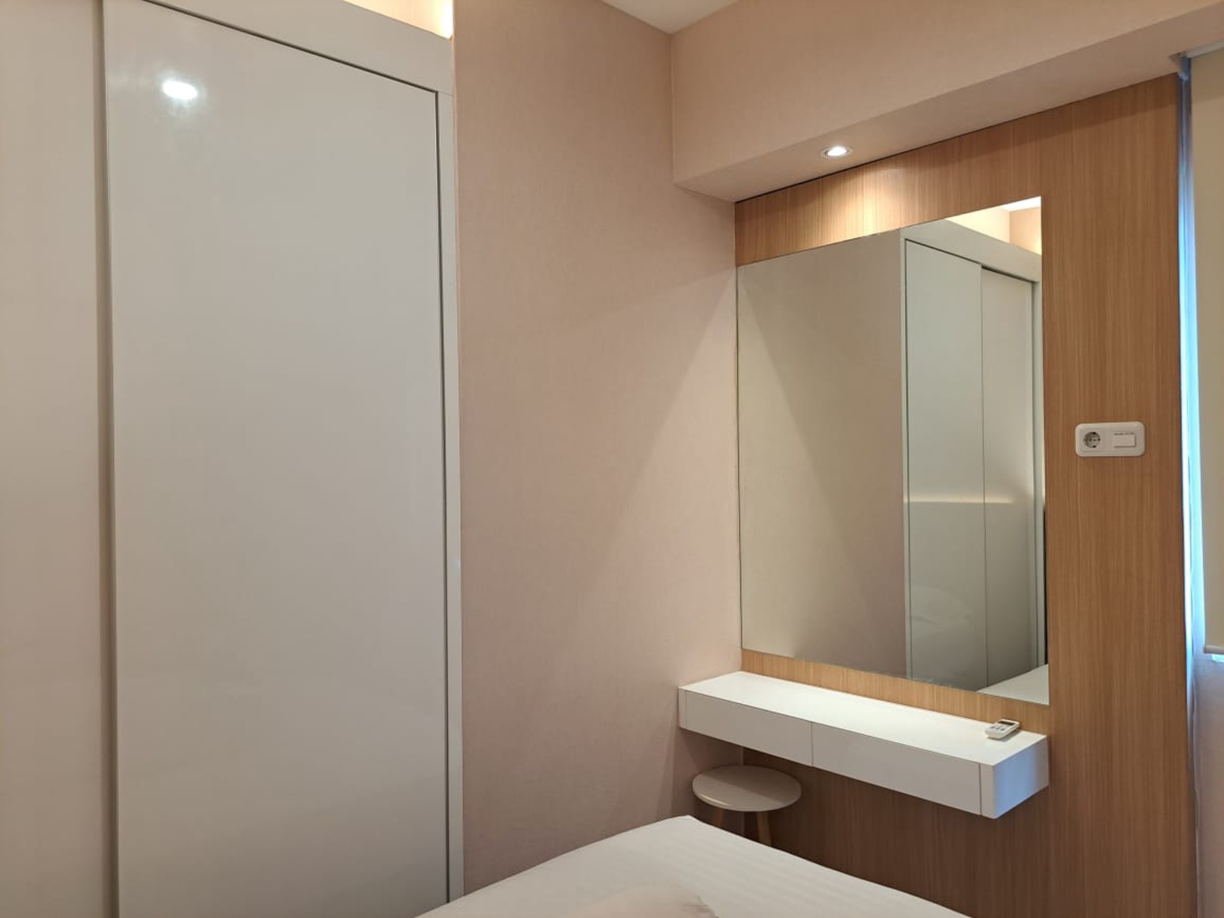 Disewakan Unit 2 Bedroom Apartemen Puncak Dharmahusada MERR, Dekat Kampus C UNAIR Surabaya