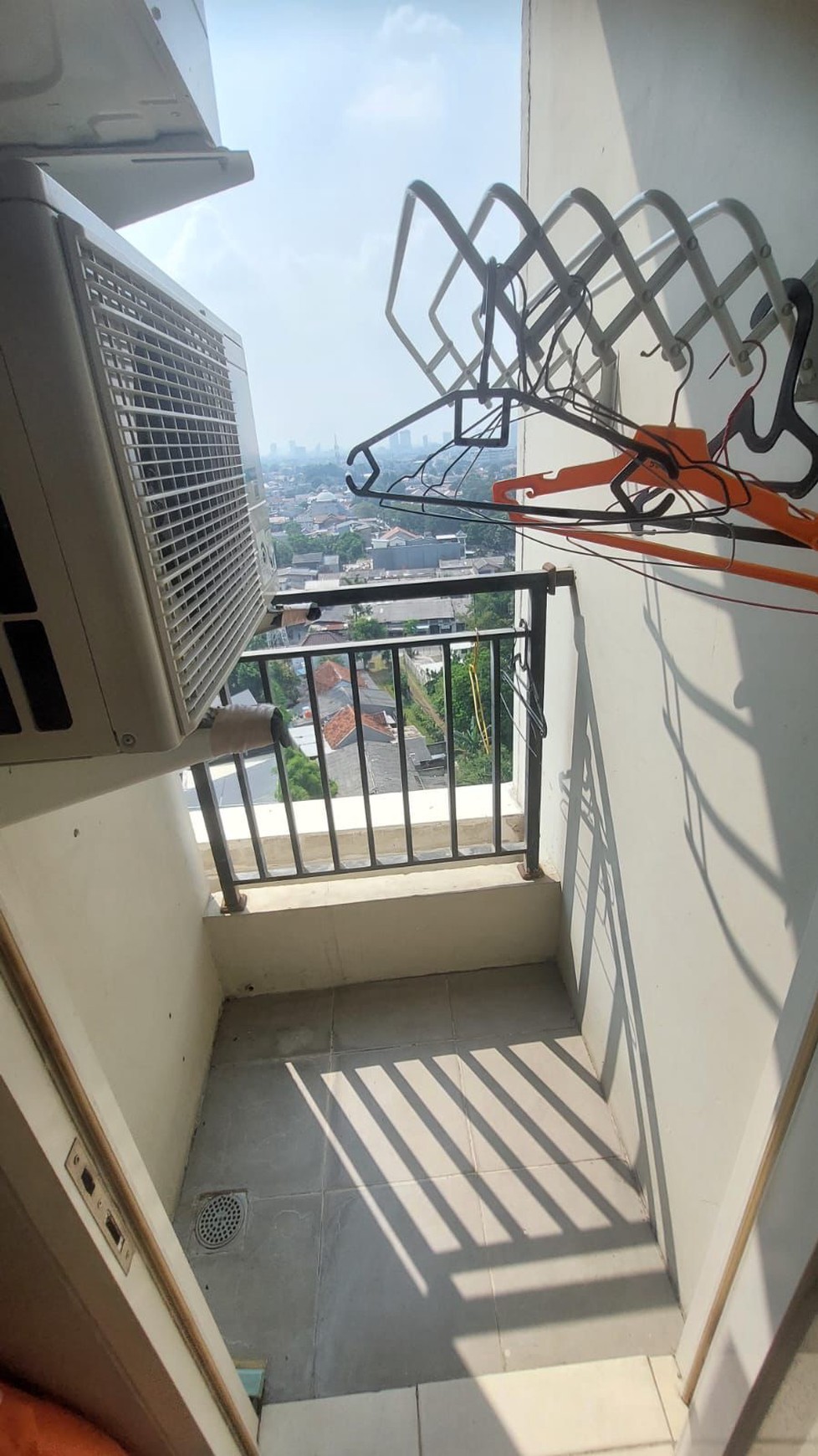 Apartemen Full Furnished 2BR di Cinere Dekat Mall dan Rumah Sakit Harga Terjangkau