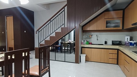 Cluster Z Living  renovasi 5 kamar , Grand Wisata .Bekasi Timur