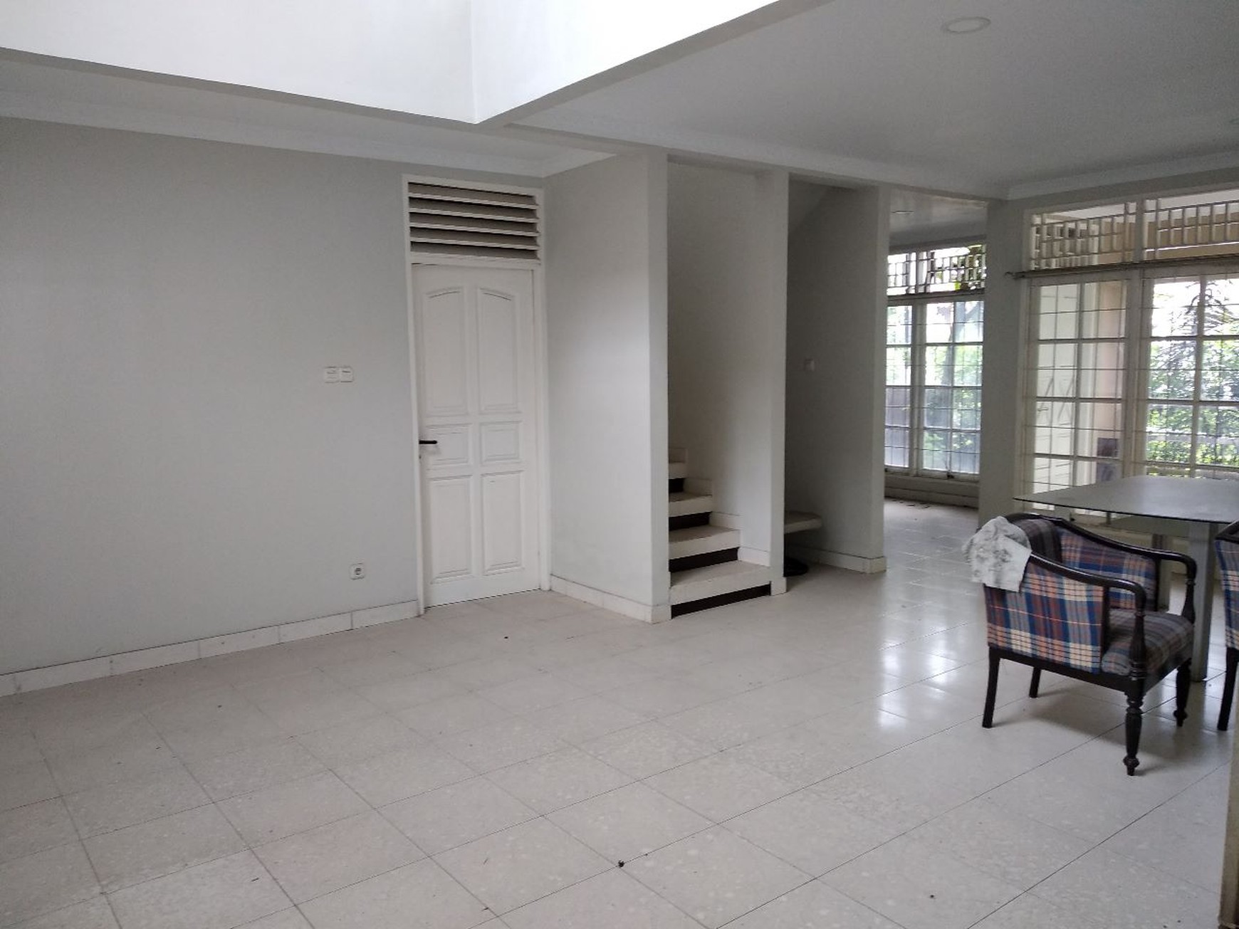 Rumah 2 Lantai di Bintaro Sektor 9 Sudah SHM Bagus Siap Huni