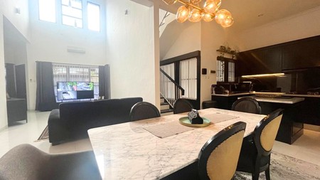 Rumah 2 Lantai di Tebet  Jaksel