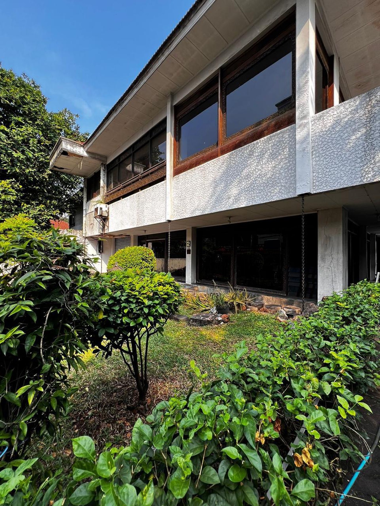 RUMAH DIJUAL DI MENTENG JAKARTA PUSAT