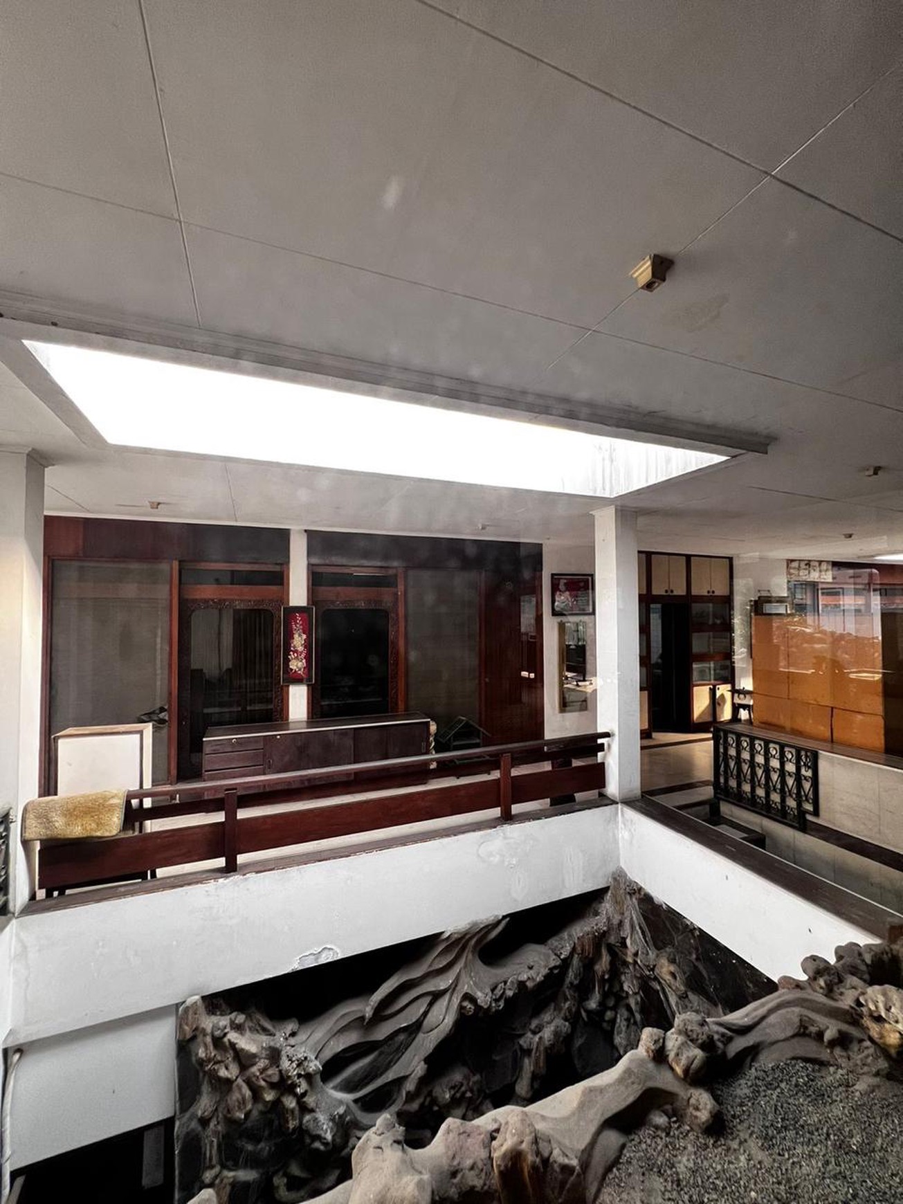 RUMAH DIJUAL DI MENTENG JAKARTA PUSAT