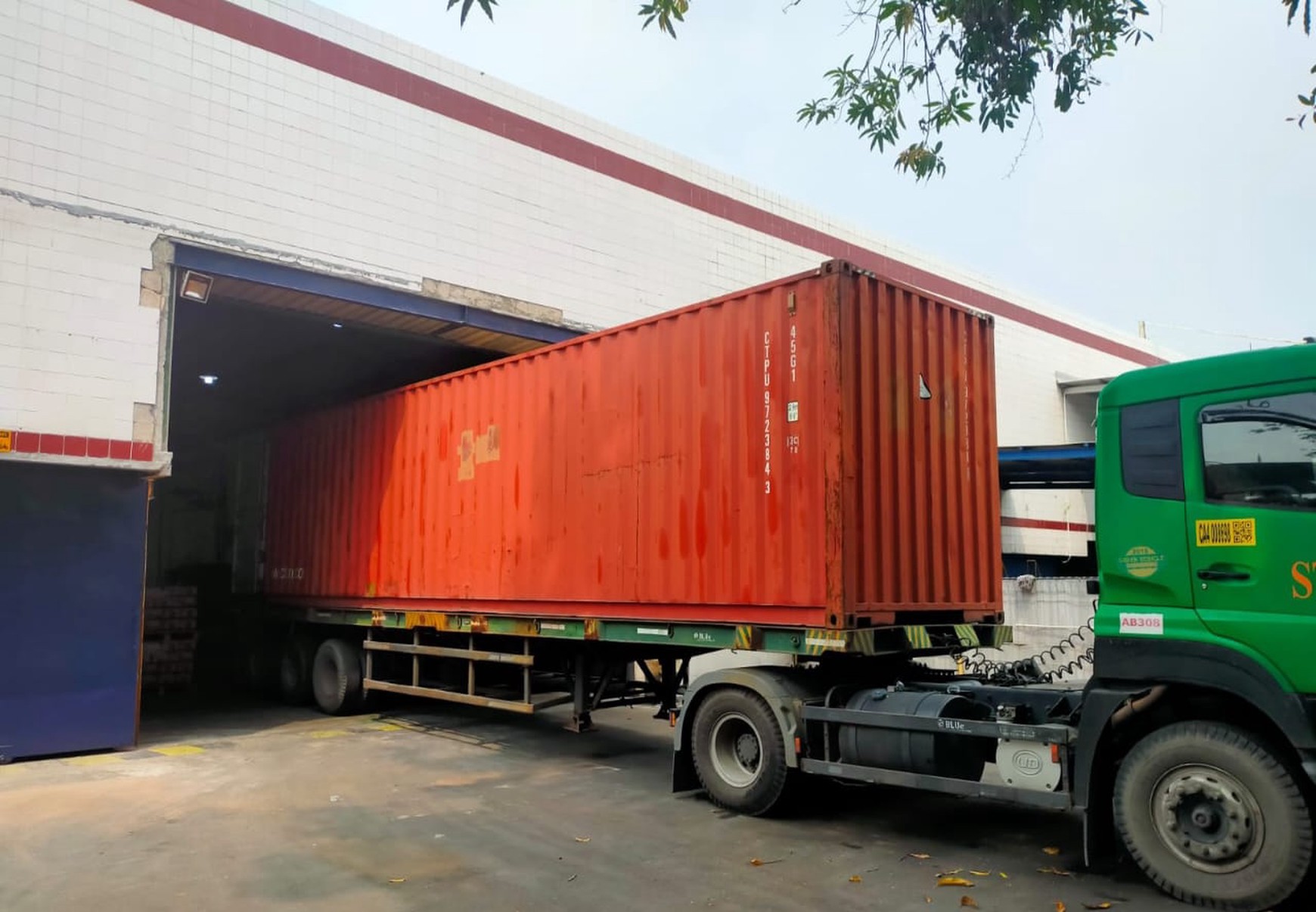 Gudang dan Pabrik di SIER Rungkut Industri, Surabaya area Pergudangan dan Industri