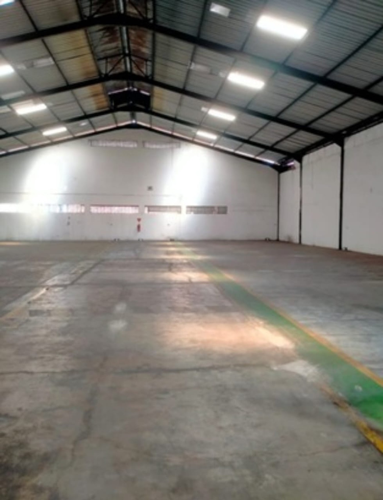 Gudang dan Pabrik di SIER Rungkut Industri, Surabaya area Pergudangan dan Industri