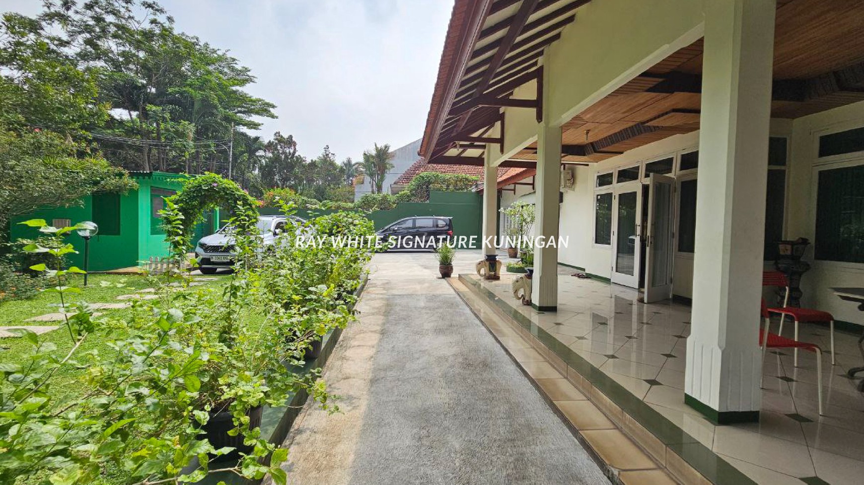 Rumah 1600 meter di Jl Patiunus Cocok Untuk Hunian atau Dijadikan Town House