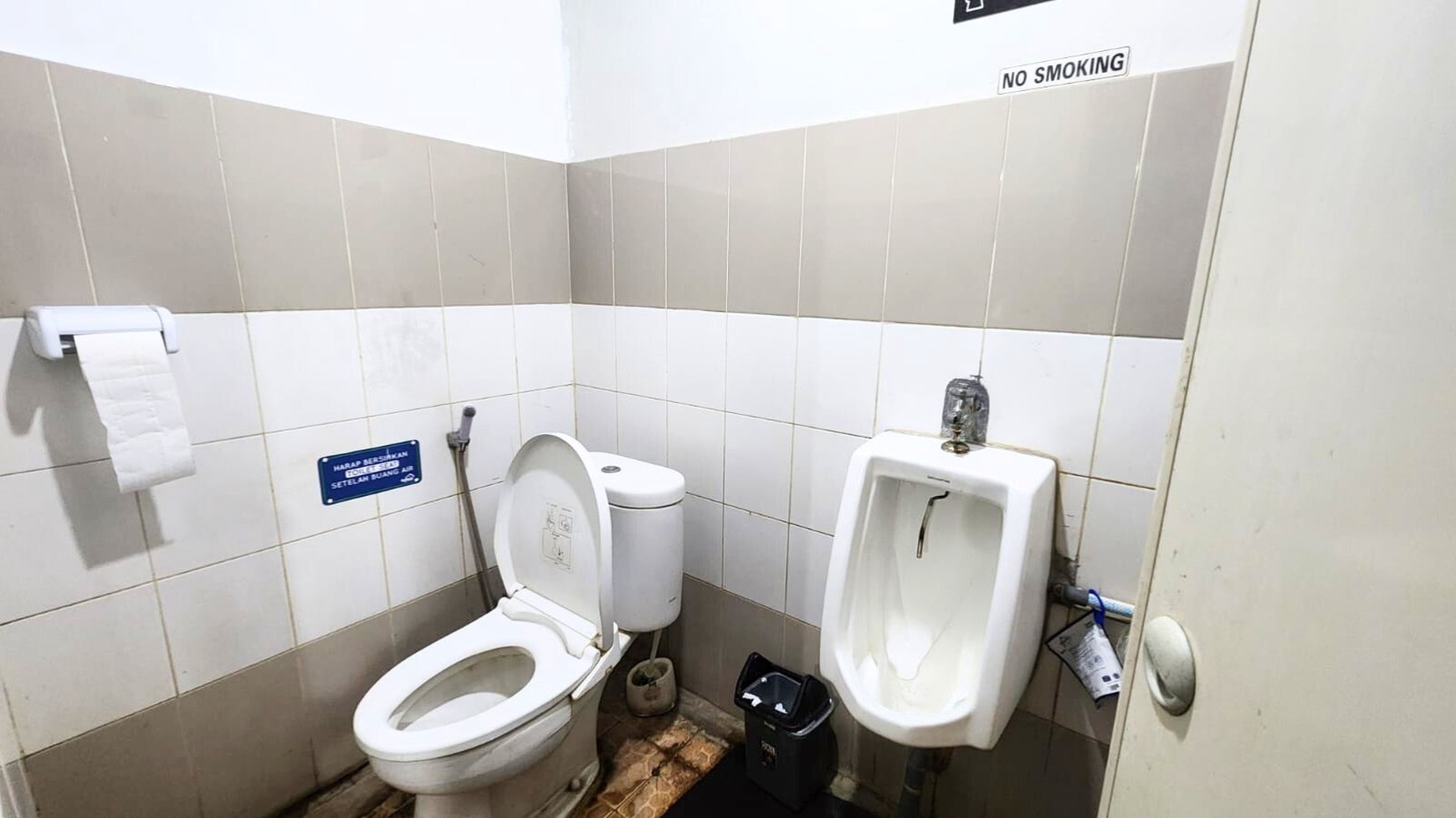 Ruko 3 Lantai Cocok untuk Usaha Kuliner Lokasi Premium di Tebet Barat