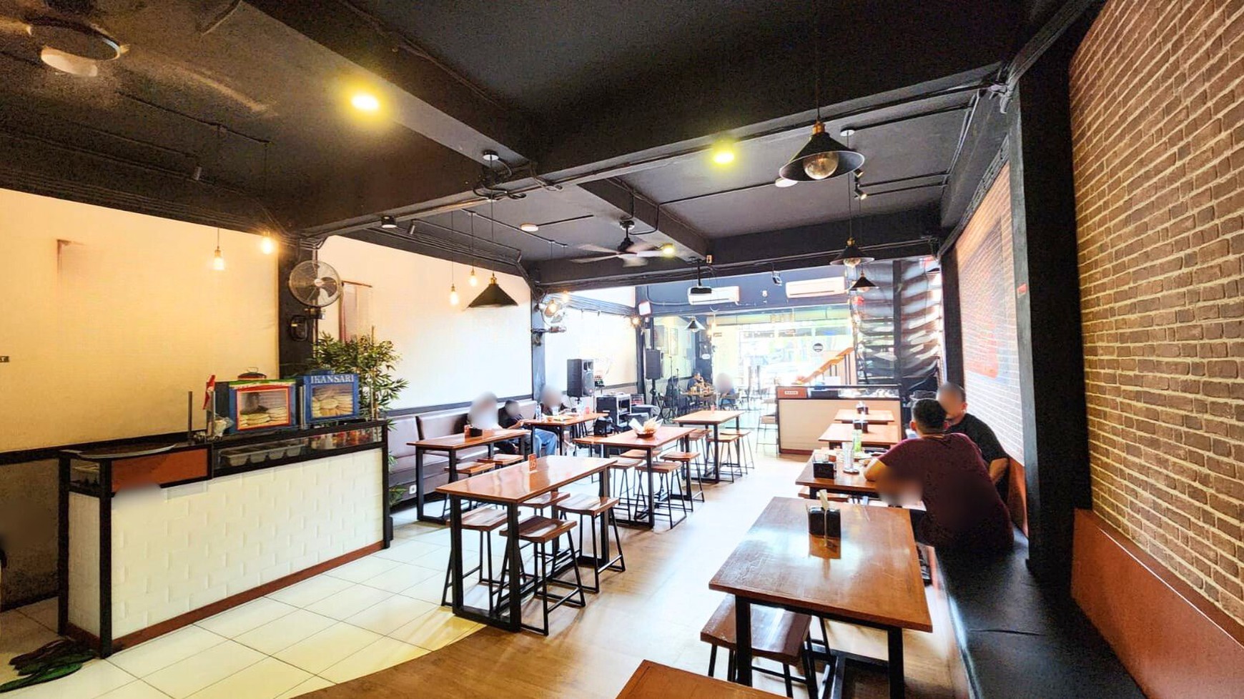 Ruko 3 Lantai Cocok untuk Usaha Kuliner Lokasi Premium di Tebet Barat