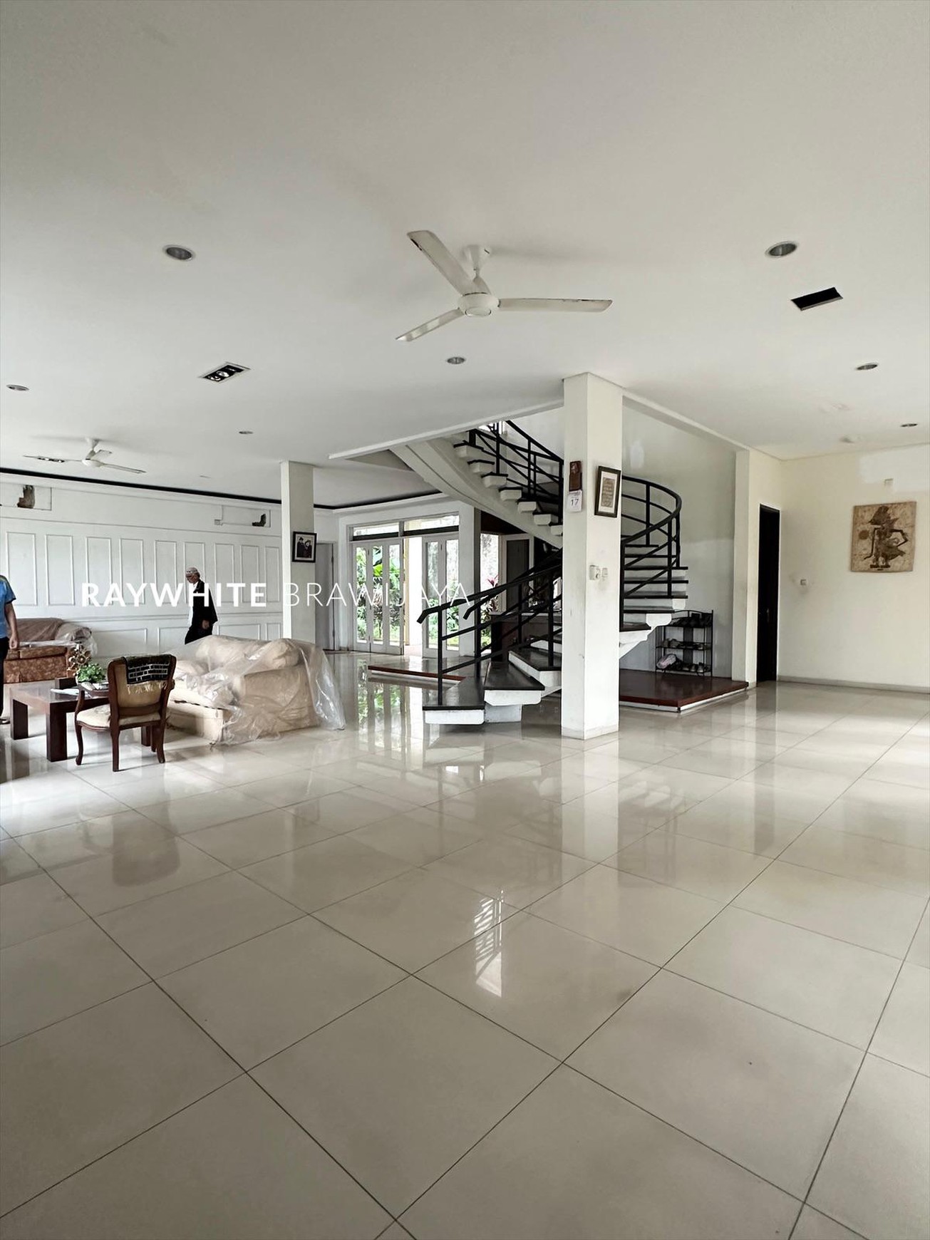 Rumah Hitung Tanah Bebas Banjir Area Kemang Utara